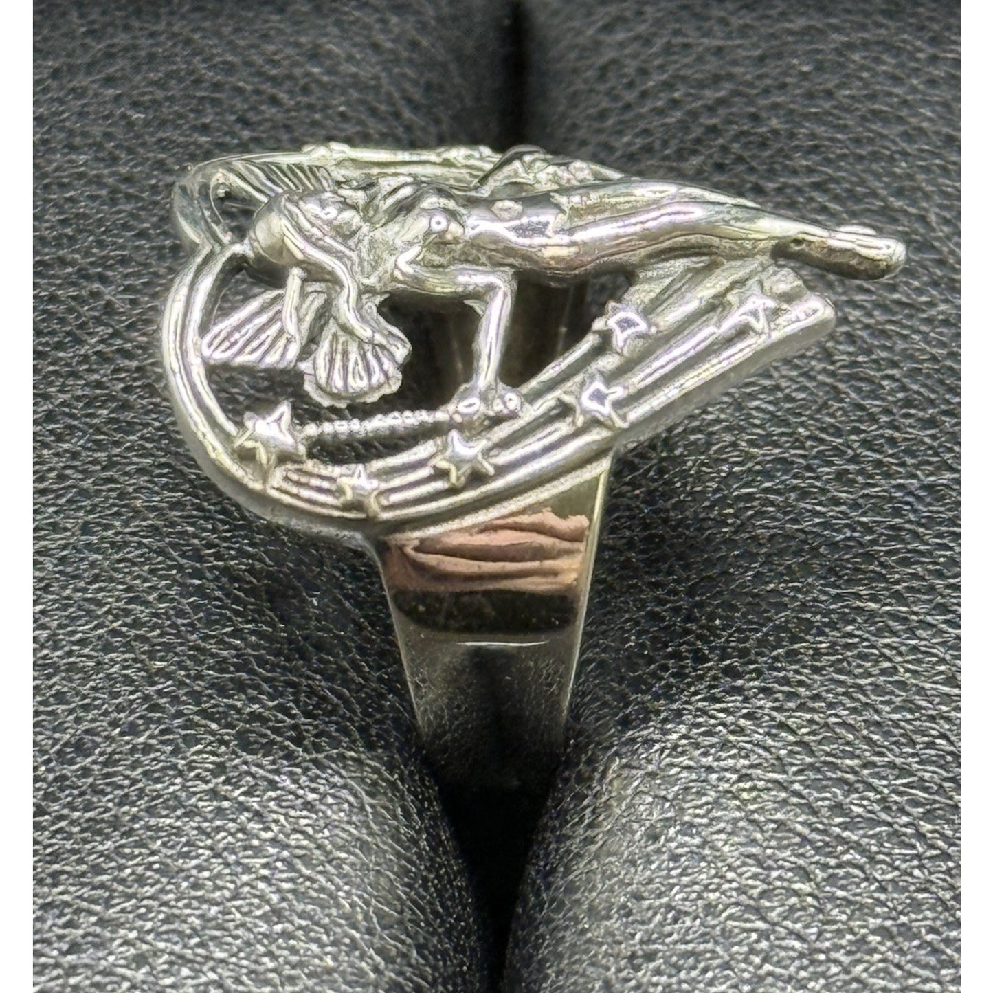 New Condition Sterling Silver Fairy Ring Size 7.00 925