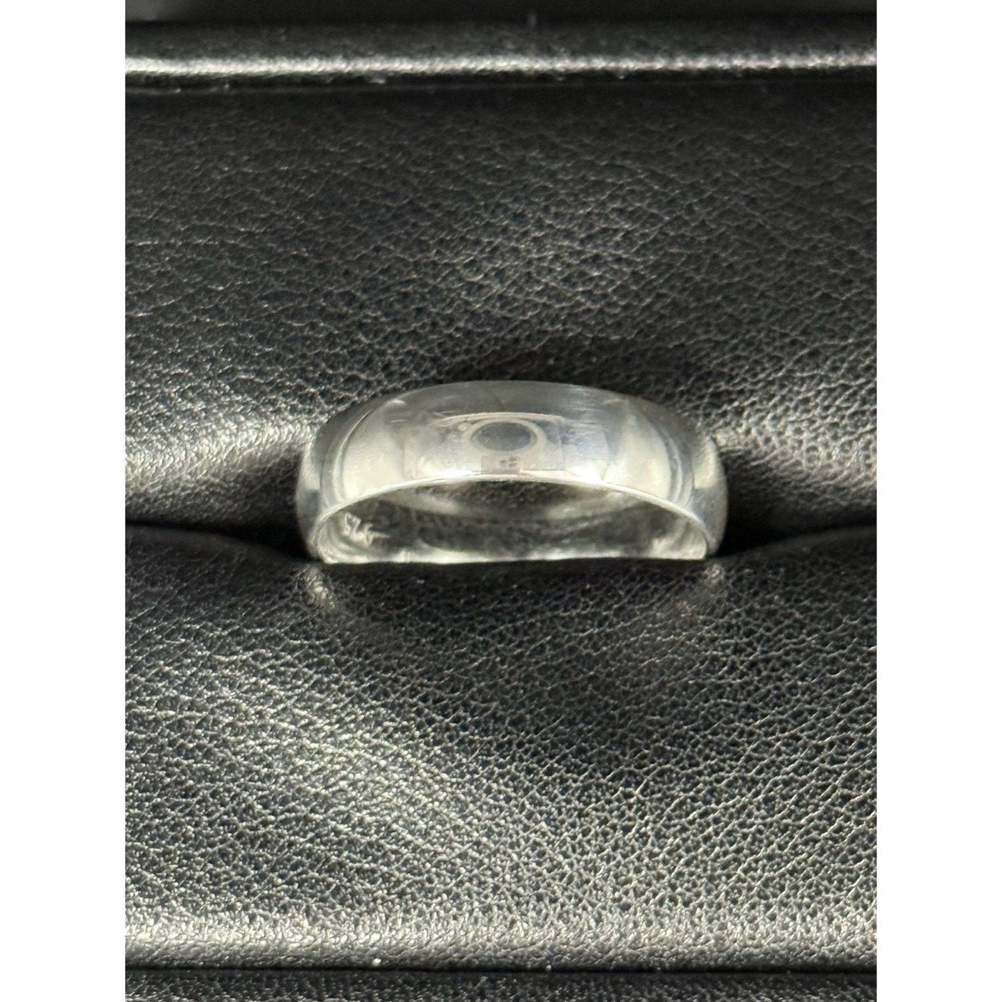 New Condition Sterling Silver 6MM Comfort Fit Wedding Band Size 13