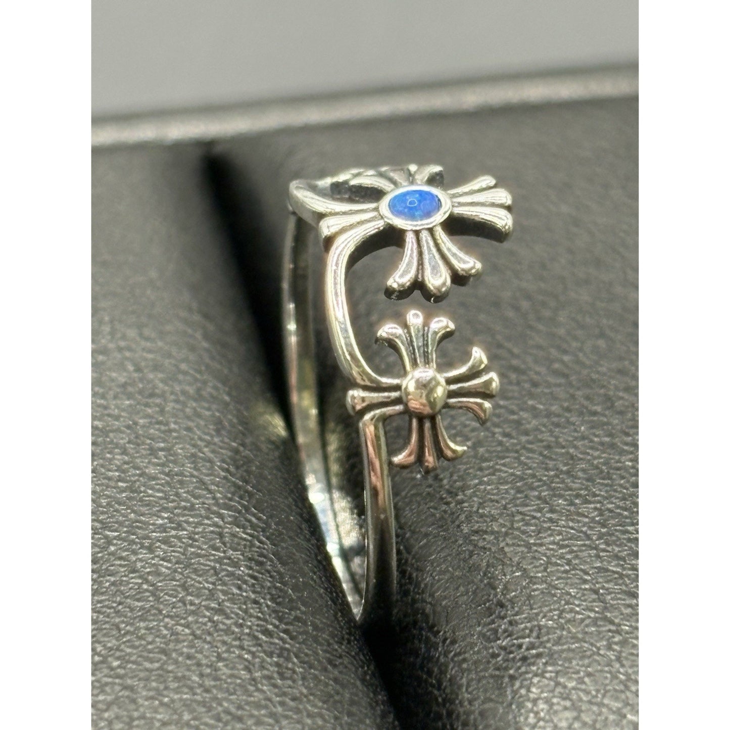 New Condition Sterling Silver Lab Blue Opal Crosses Ring Size 7
