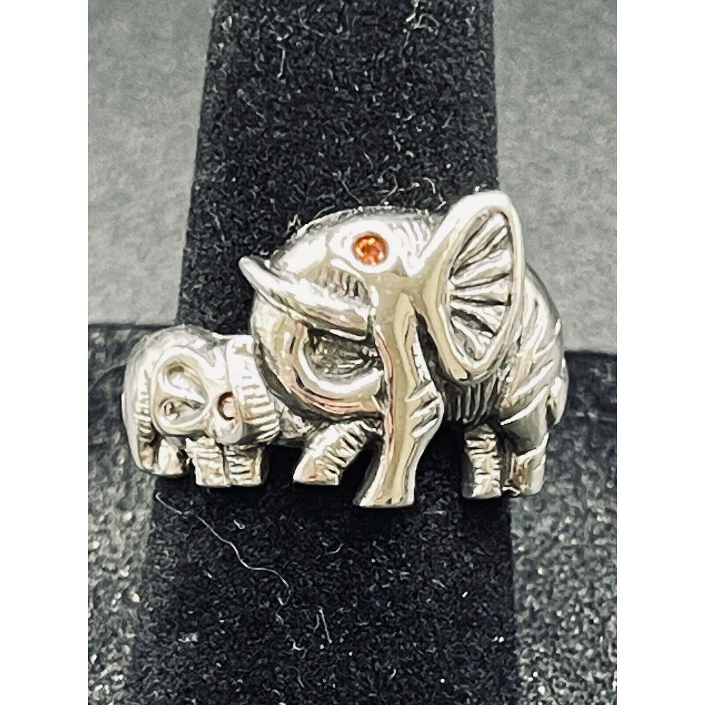 New Condition Sterling Silver Red Cubic Zirconia Elephants Ring Size 6.50