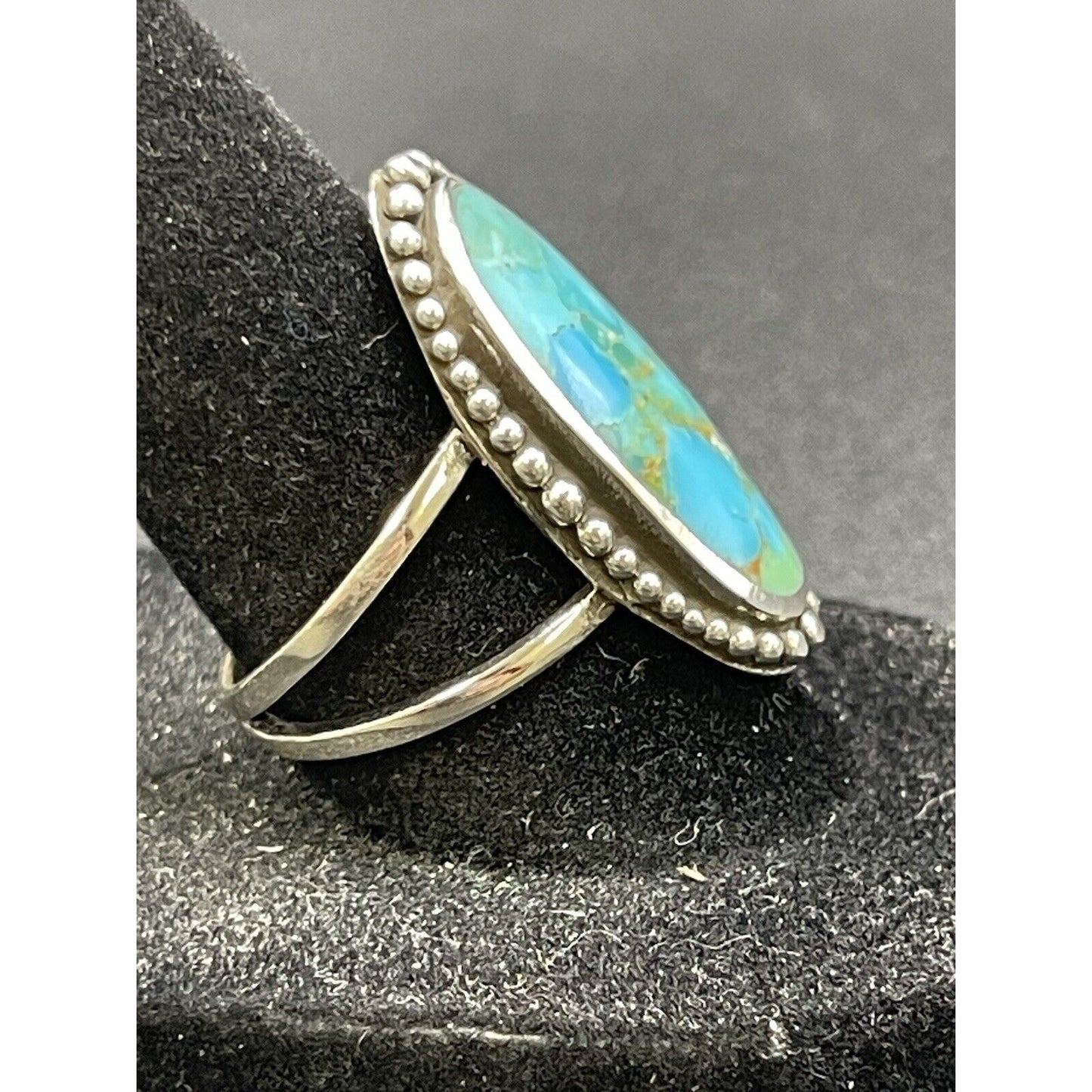 New Condition Sterling Silver Onlong Turquoise Split Shank Ring Size 8.00