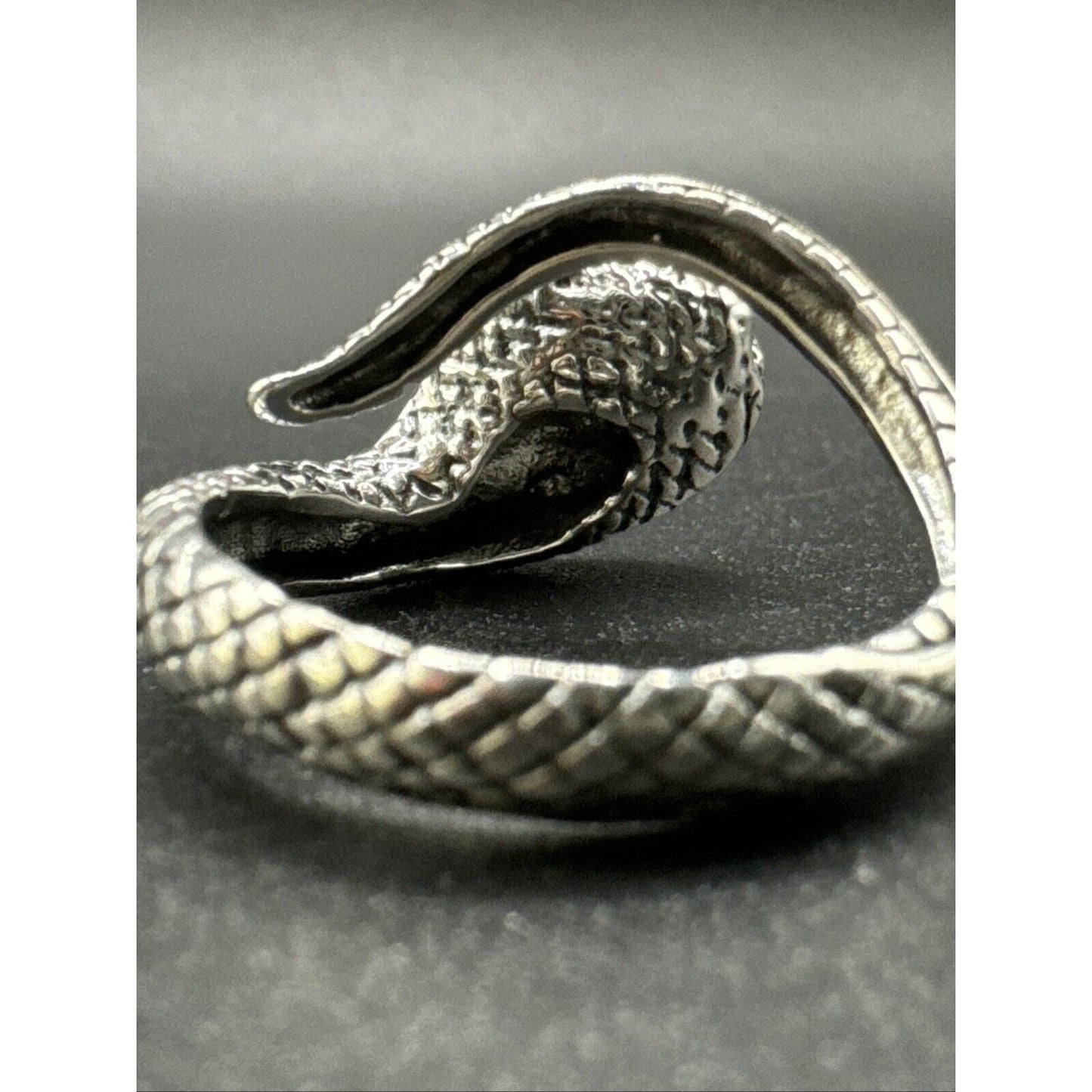 New Condition Sterling Silver Cobra Strike Snake Ring 925 Size 10
