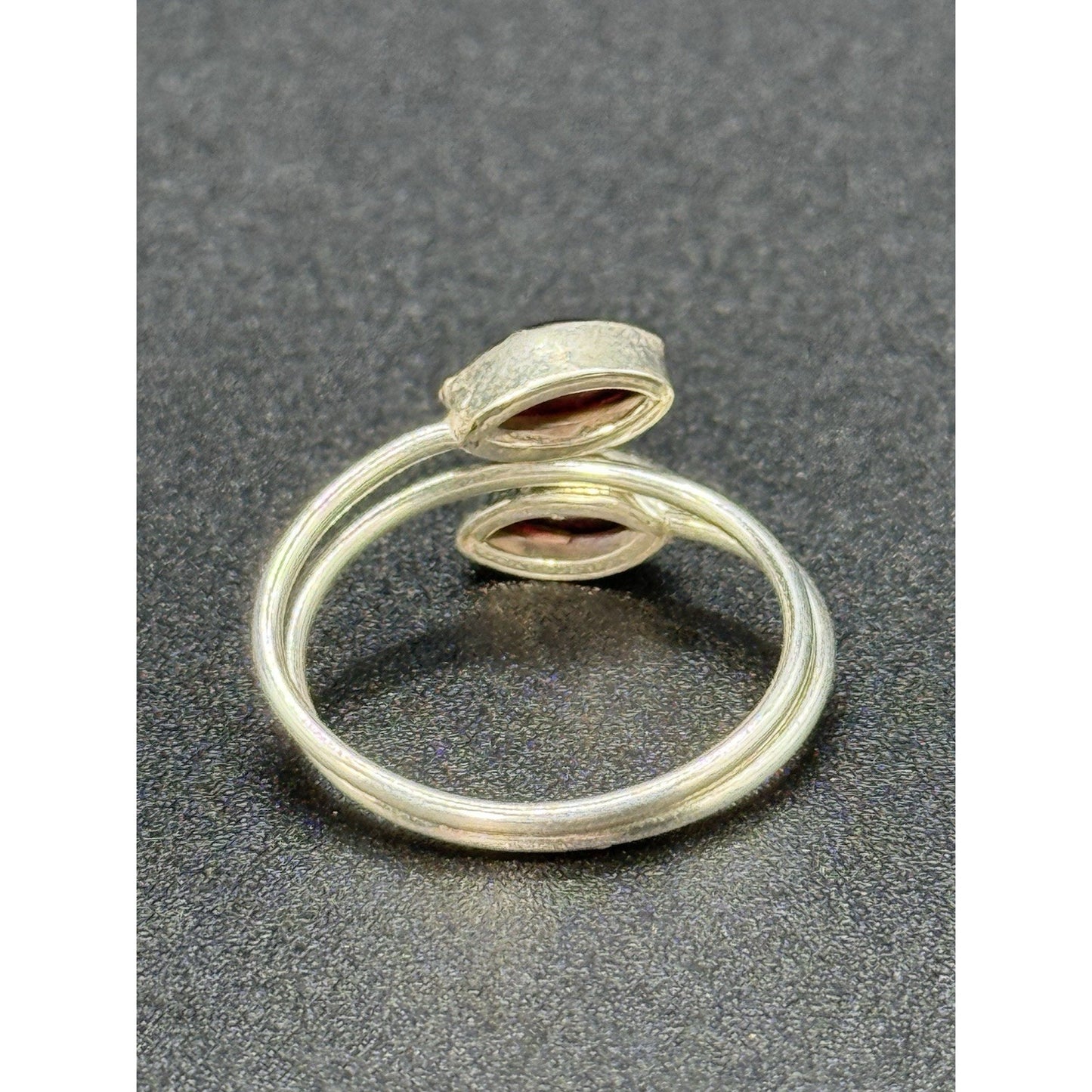 EUC Sterling Silver Double Rhodolite Garnet Ring Size 9.00 Q24