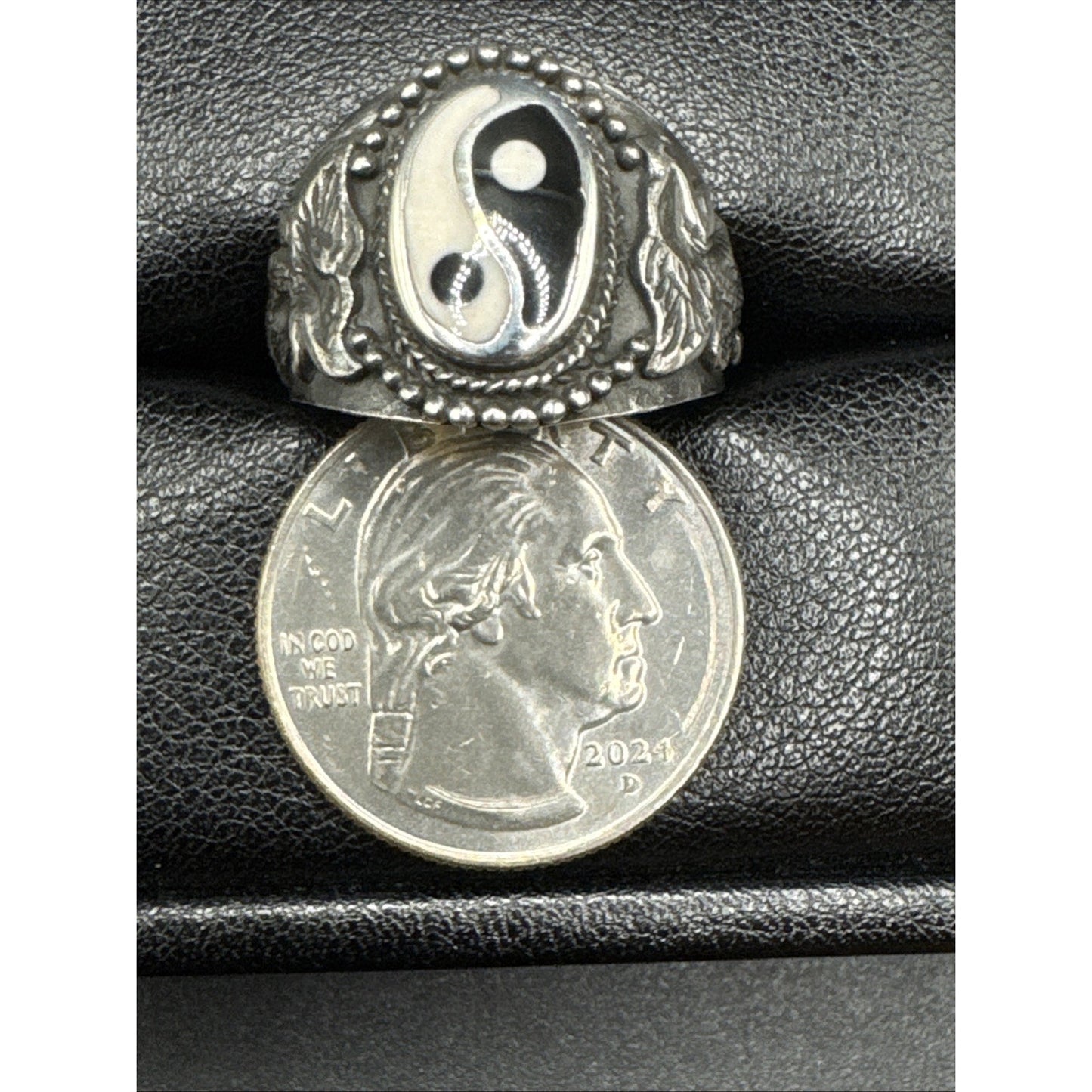 New Condition Sterling Silver Ying Yang Dragon Shank Ring 925 Size 10