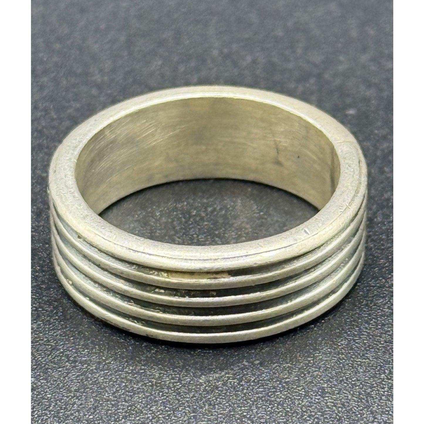 Vintage Taxco 8MM Grooved Band Ring Size 8.25 P10