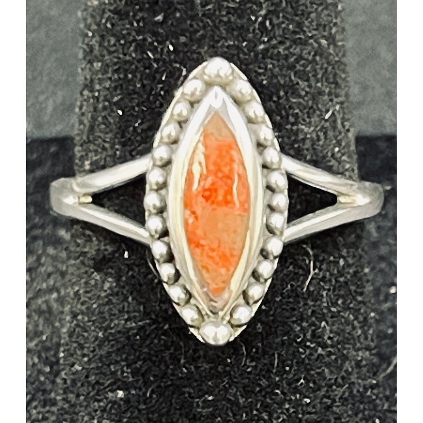 New Condition Sterling Silver Coral Dainty Ring Size 7.00