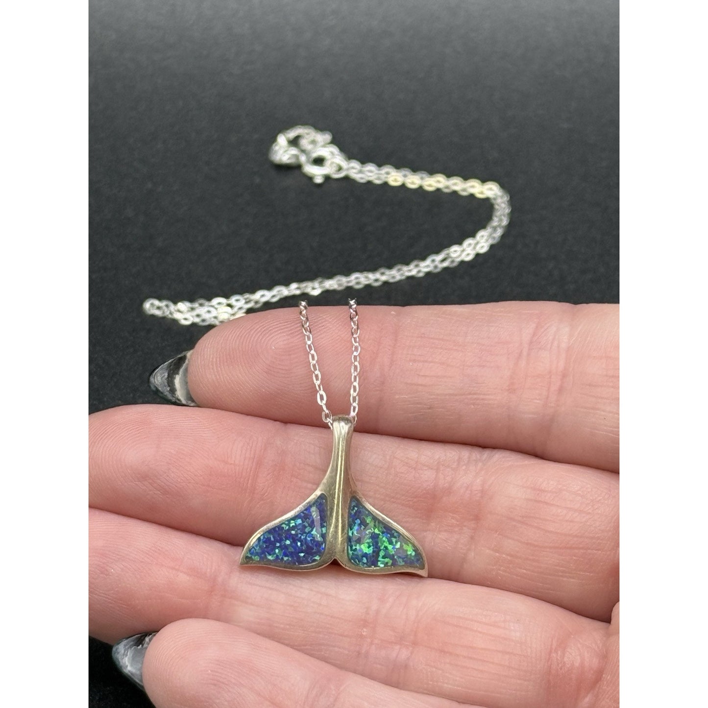 18” Sterling Silver Lab Opal Whale Tail Pendant Necklace 925 P10