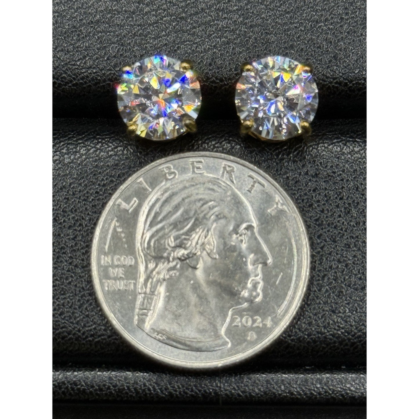 EUC Gold Sterling Silver 6 Carat Total Cubic Zirconia Studs N17