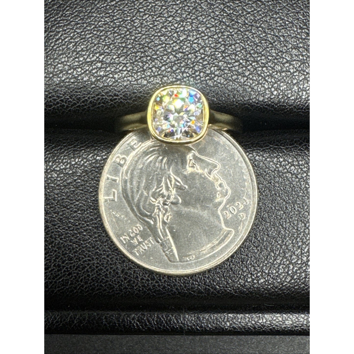 New Condition Gold Sterling Silver 2 Carat Cushion Moissanite Ring 925 Size 7.75