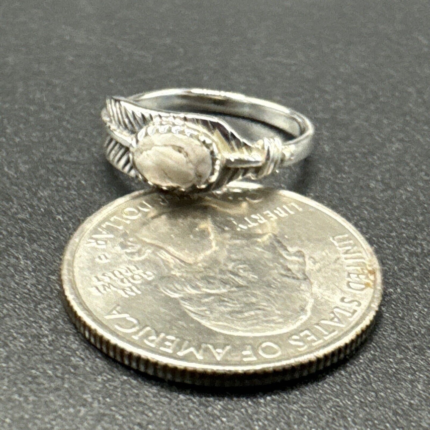 New Condition White Buffalo Sterling Silver Feather Ring 925 Size 7