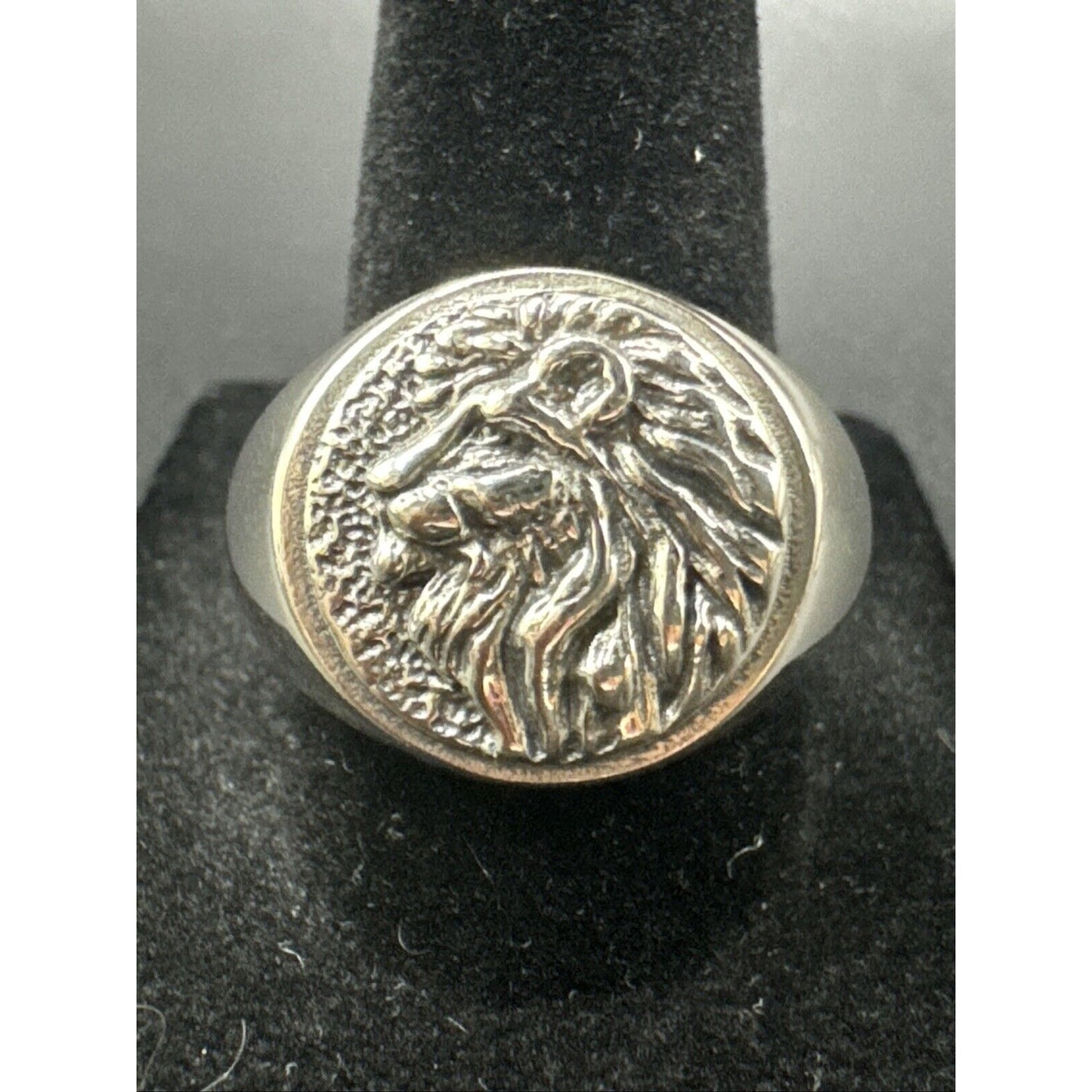 New Condition Sterling Silver Lion Head Circle Signet Ring 925 Size 9.75