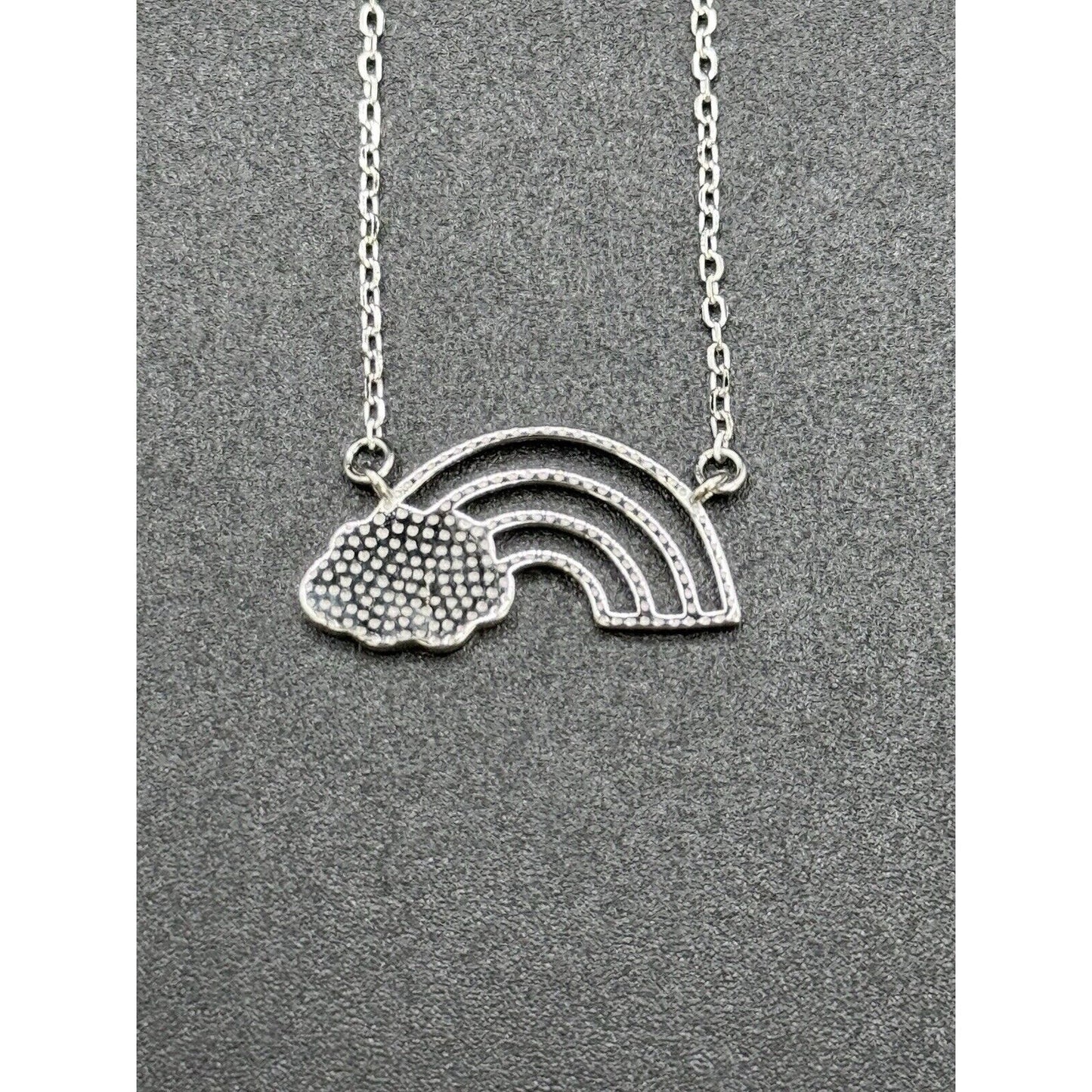 18” New Condition Sterling Silver Rainbow Pendant Necklace