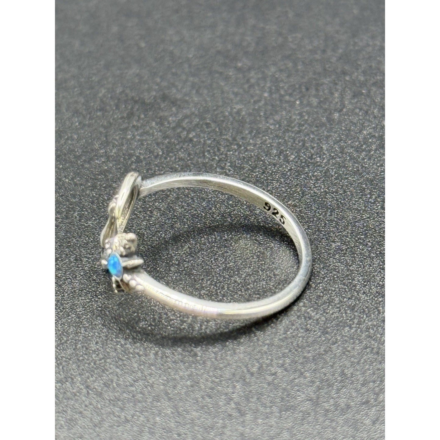 New Condition Sterling Silver Moon Cat Lab Opal Ring Size 7.00 Adjustable
