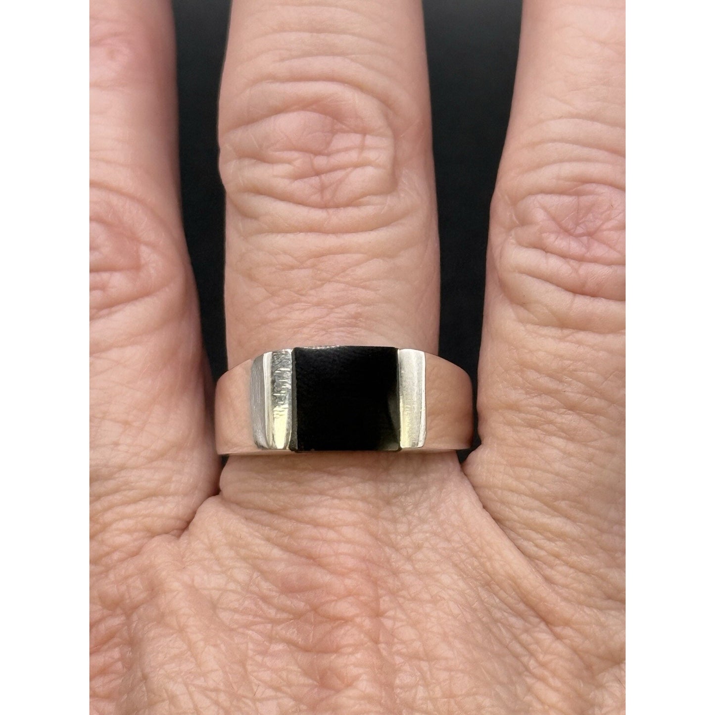 New Condition Sterling Silver Onyx Gents Ring Size 10.00 925