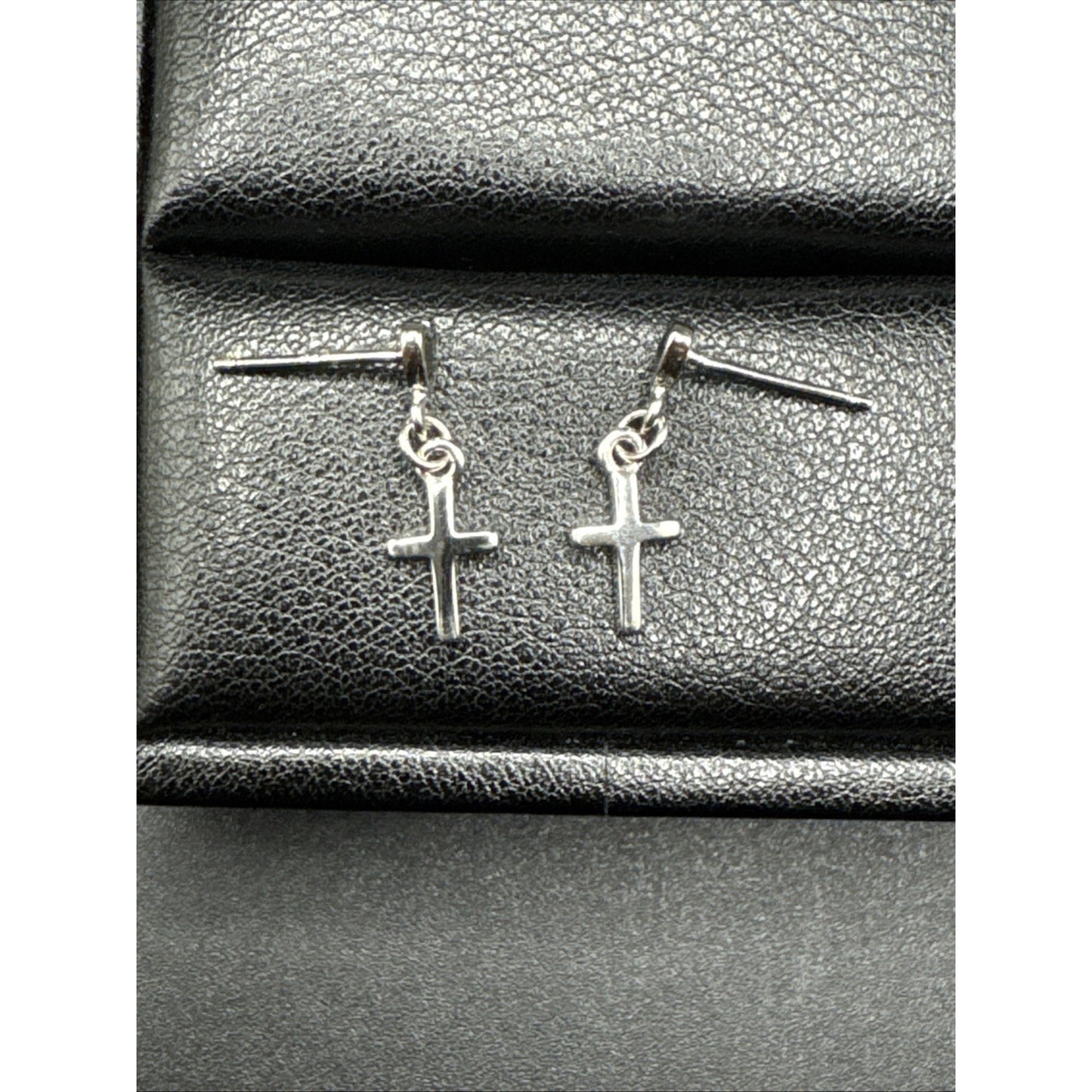 New Condition Onyx Heart Cross Dangle Earrings 925