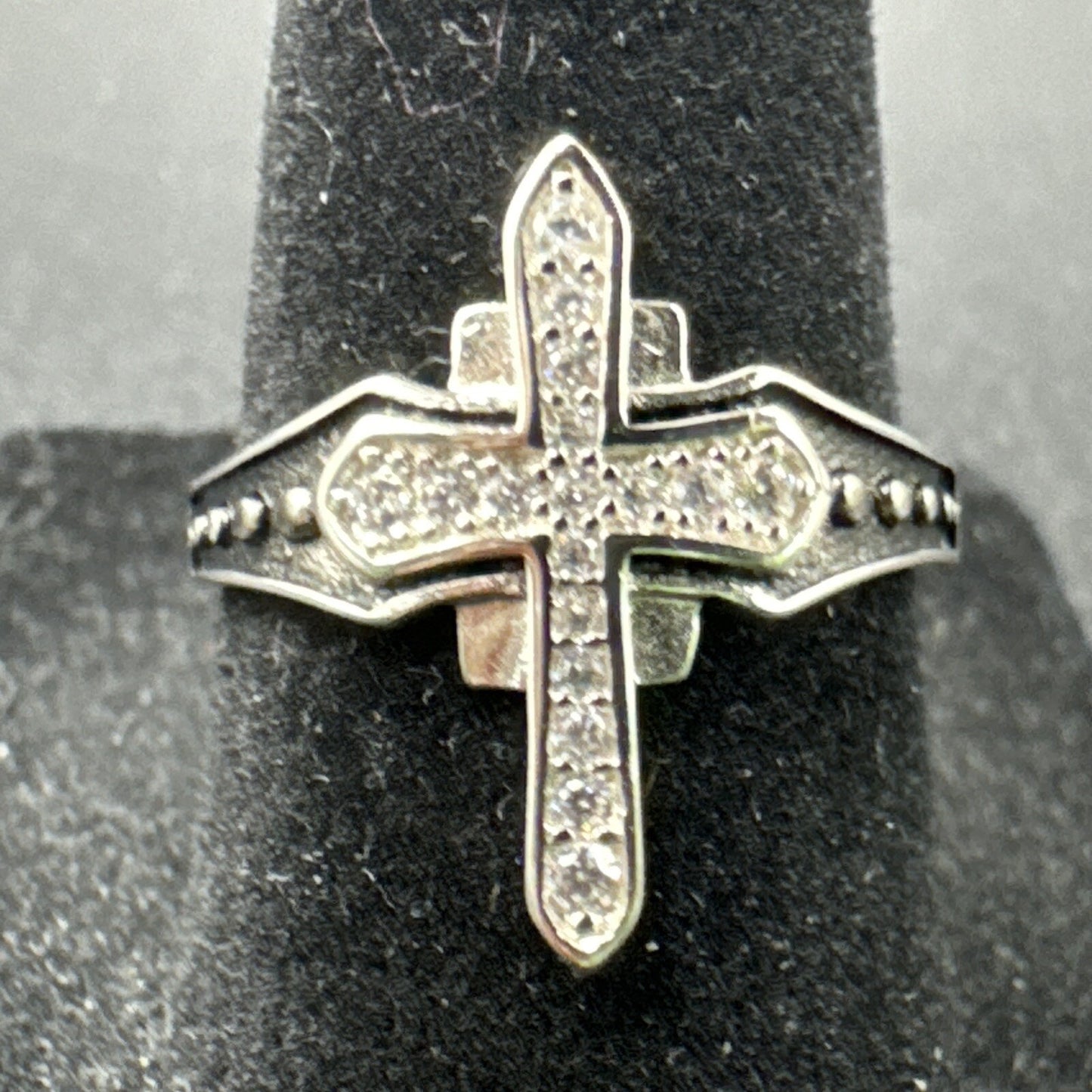 New Condition Sterling Silver CZ Medieval Cross Ring 925 Size 7