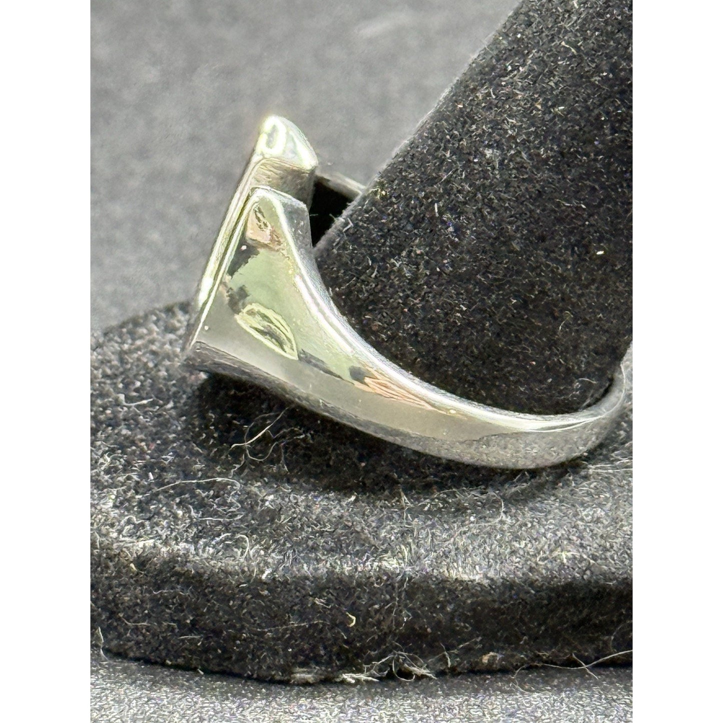 New Condition Sterling Silver Horseshoe Onyx Ring Size 12.00
