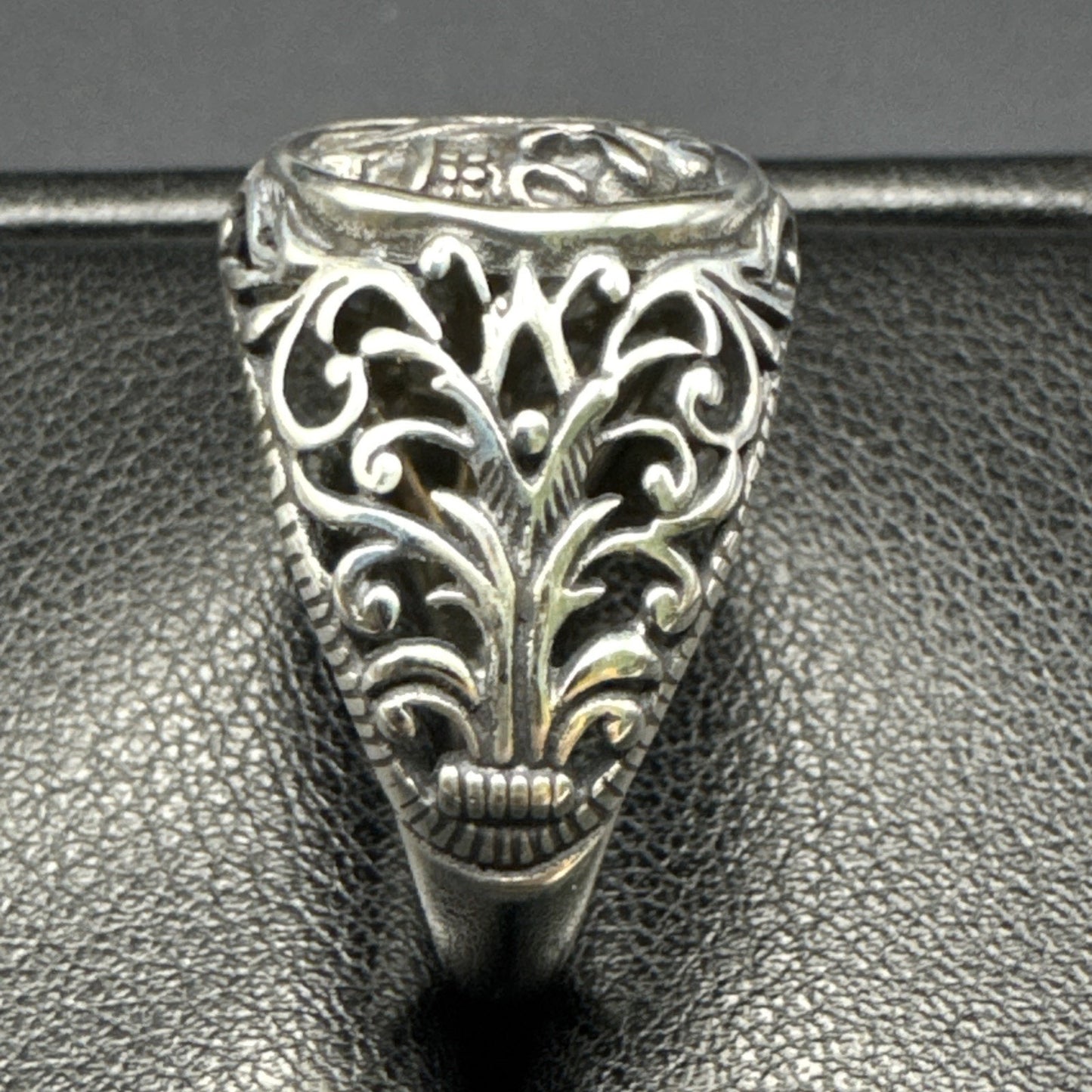 New Condition Sterling Silver Skull Ring Size 13