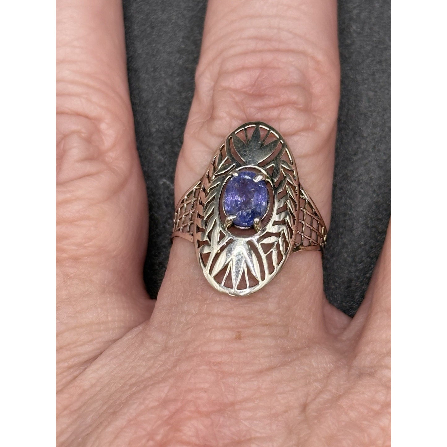 EUC Sterling Silver Genuine Tanzanite Filigree Ring Size 9.00 925 Q21