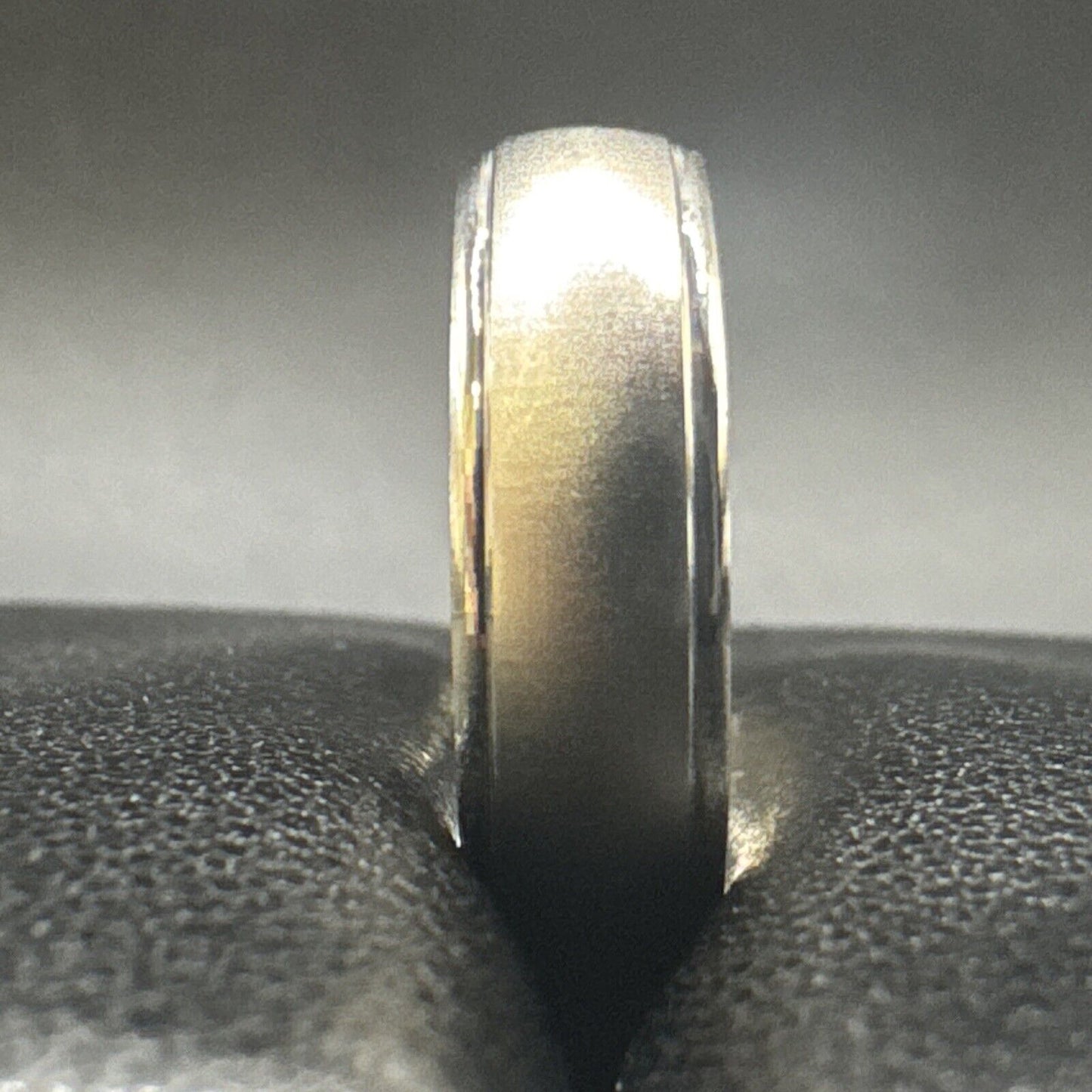 New Condition Sterling Silver 6mm Wedding Band Ring 925 Size 10