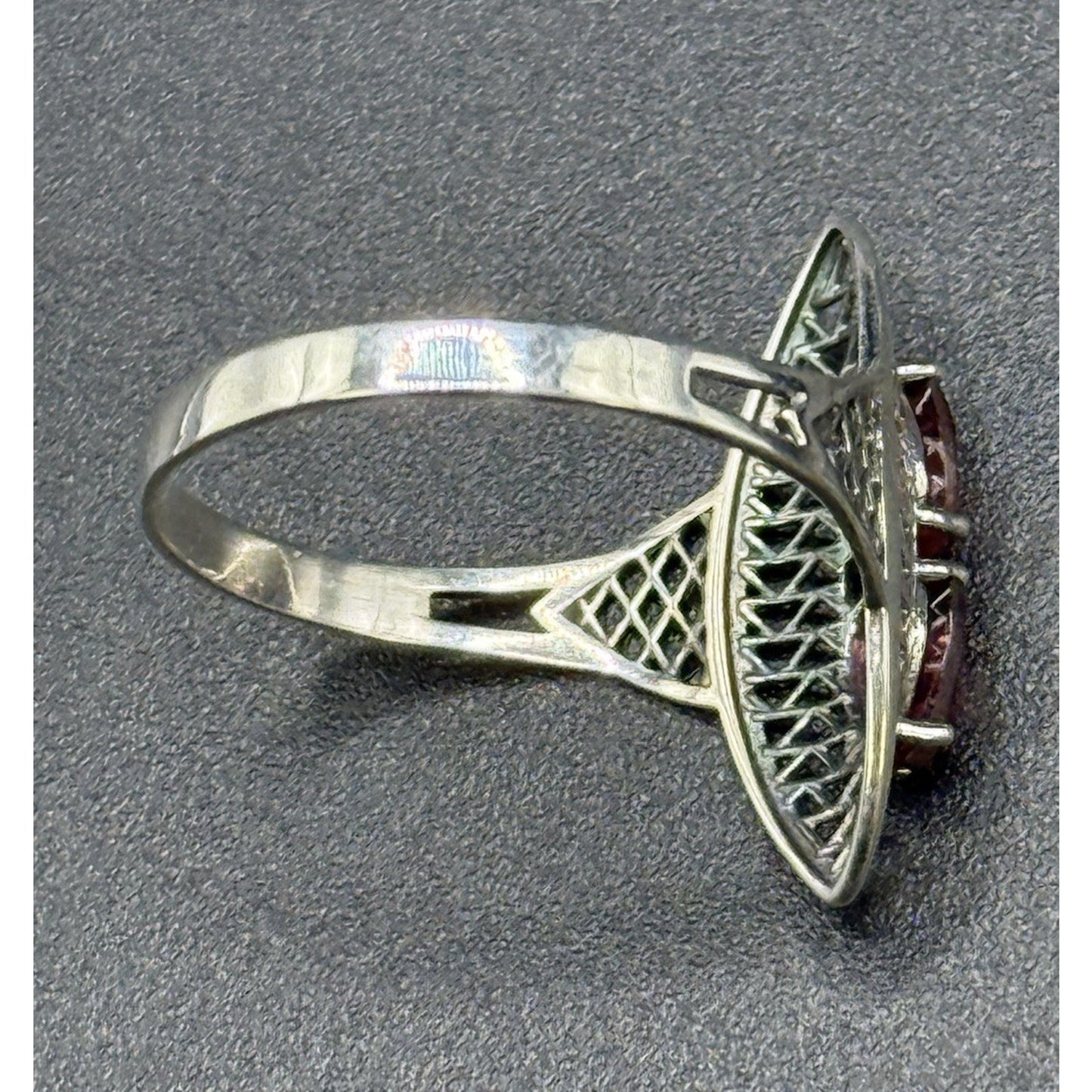 EUC Sterling Silver Genuine Double Pear Garnet Ring Size 8.00 Tested P31