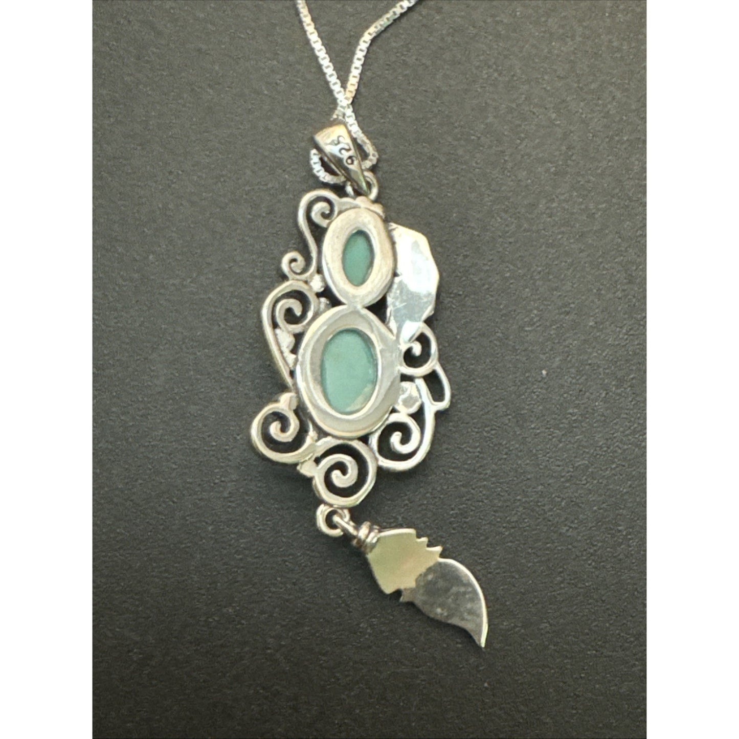 18” New Condition Sterling Silver Genuine Turquoise Feather Pendant Necklace