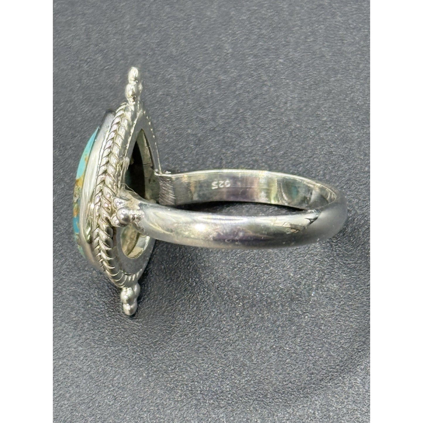 New Condition Sterling Silver Kingman Turquoise Mojave Ring Size 8.00