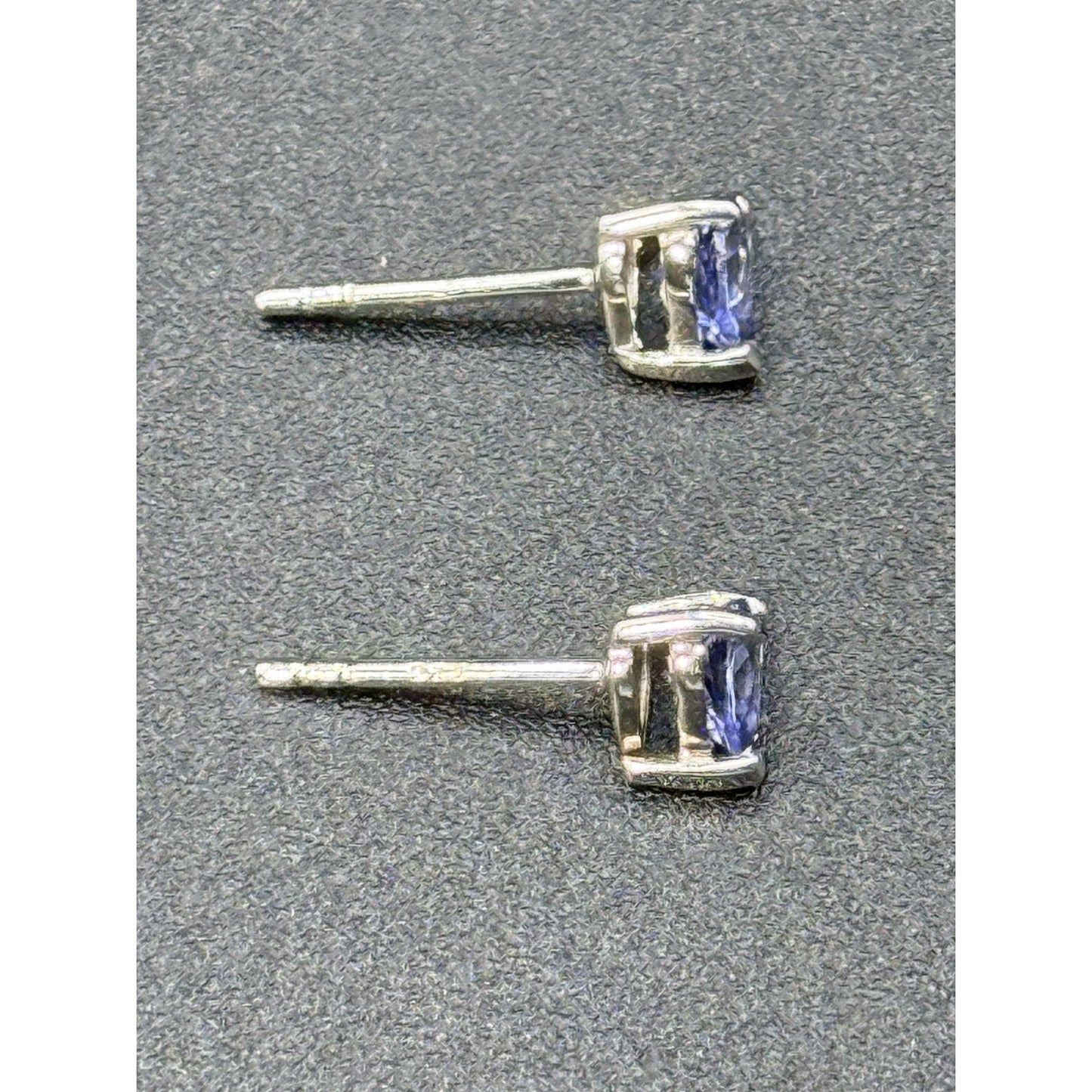 NOS JTV Sterling Silver Genuine Tanzanite Heart Studs N19