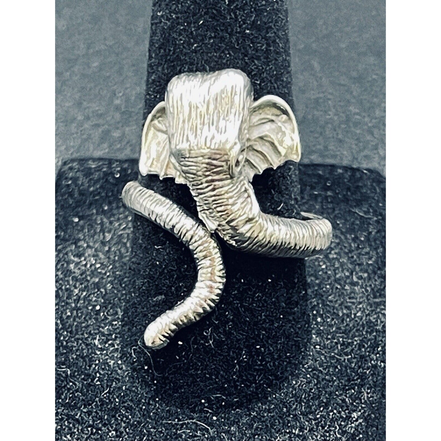 New Condition Sterling Silver Elephant Ring Size 7.00 Slightly Adjustable