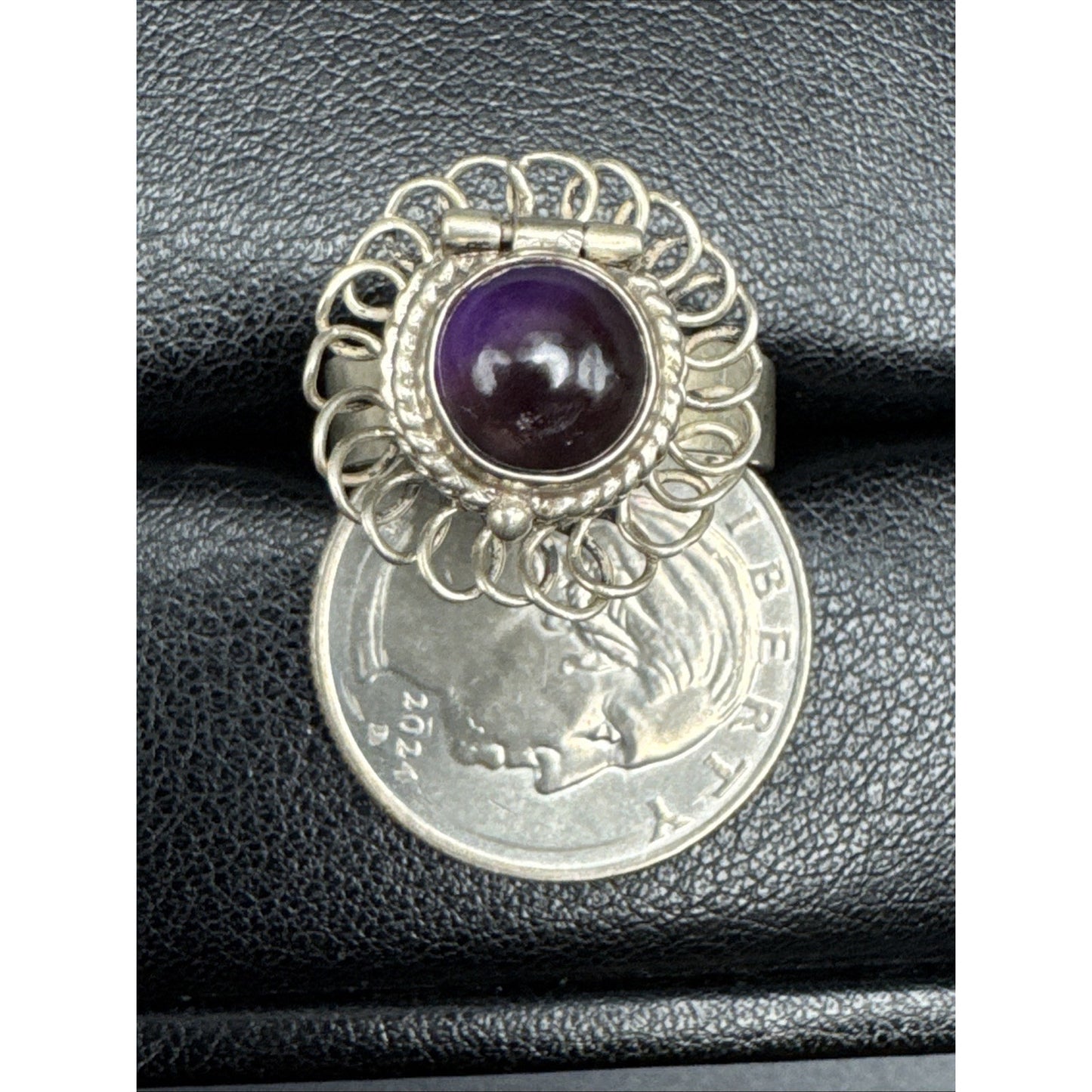 Taxco Sterling Silver Amethyst Poison Ring Size 7 Adjustable U13