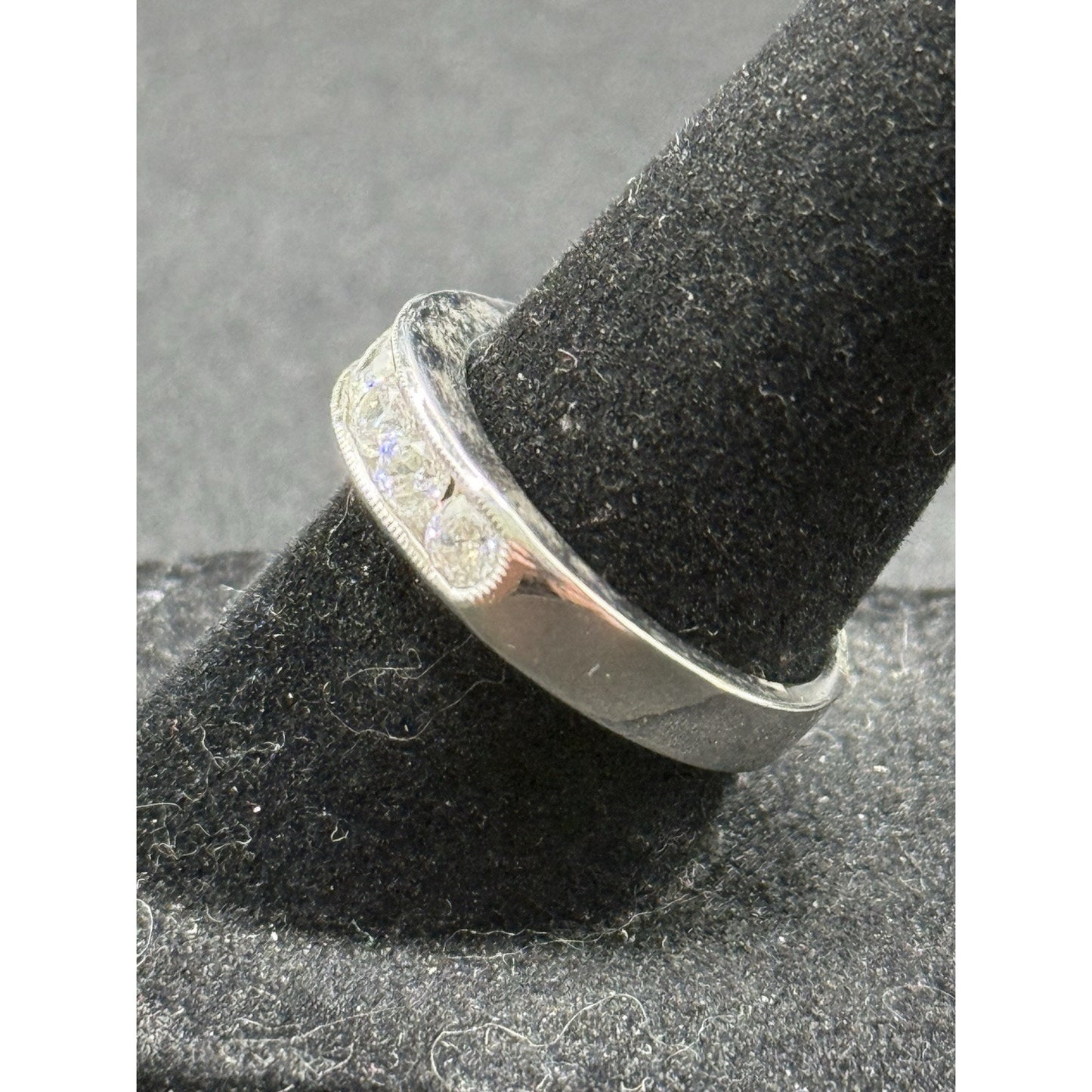 EUC Sterling Silver 7-Stone Cubic Zirconia Channel Band Wedding Ring Size6.5 N28