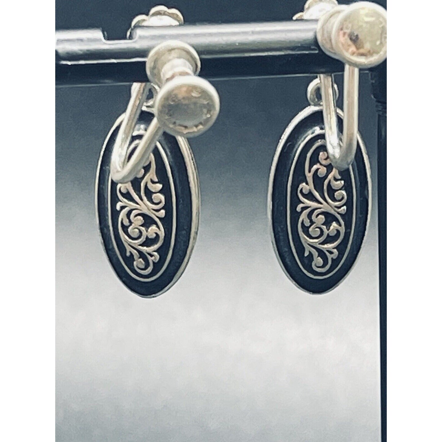 Vintage Sterling Silver Onyx Scroll Screwback Earrings K12