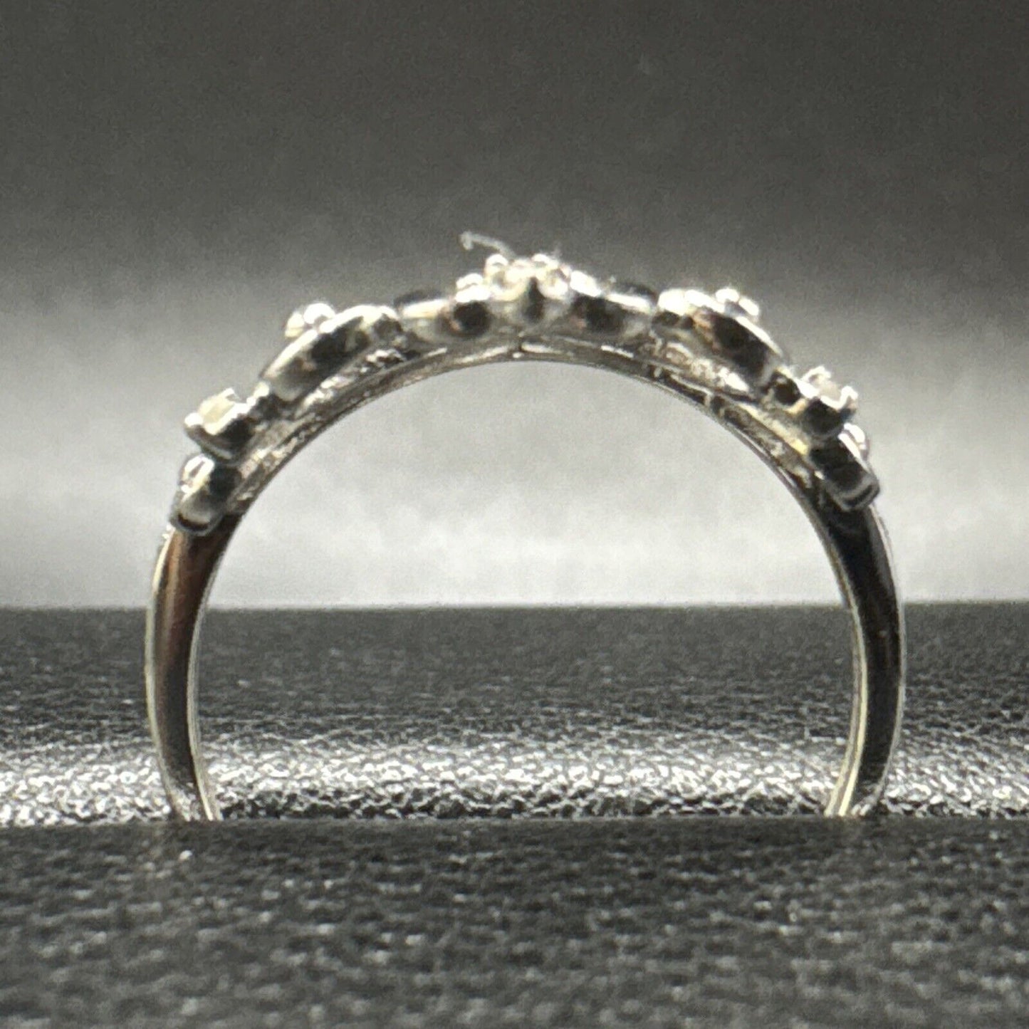 New Condition Sterling Silver Genuine Diamond Tiara Crown Ring 925 Size 7