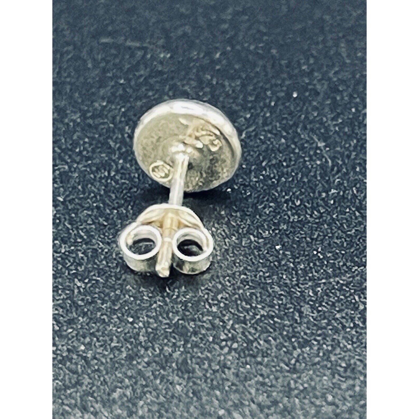 New Condition Sterling Silver 7MM Onyx Stud Plain Earrings