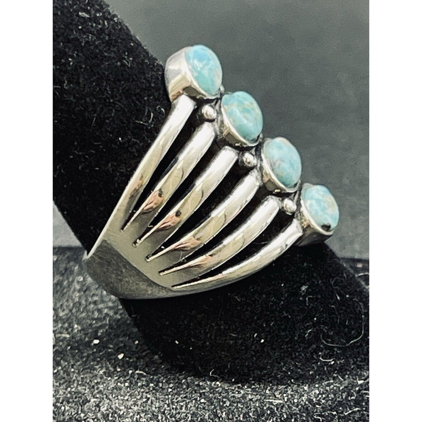 New Condition Sterling Silver 4 Vertical Turquoise Ring Size 6.75