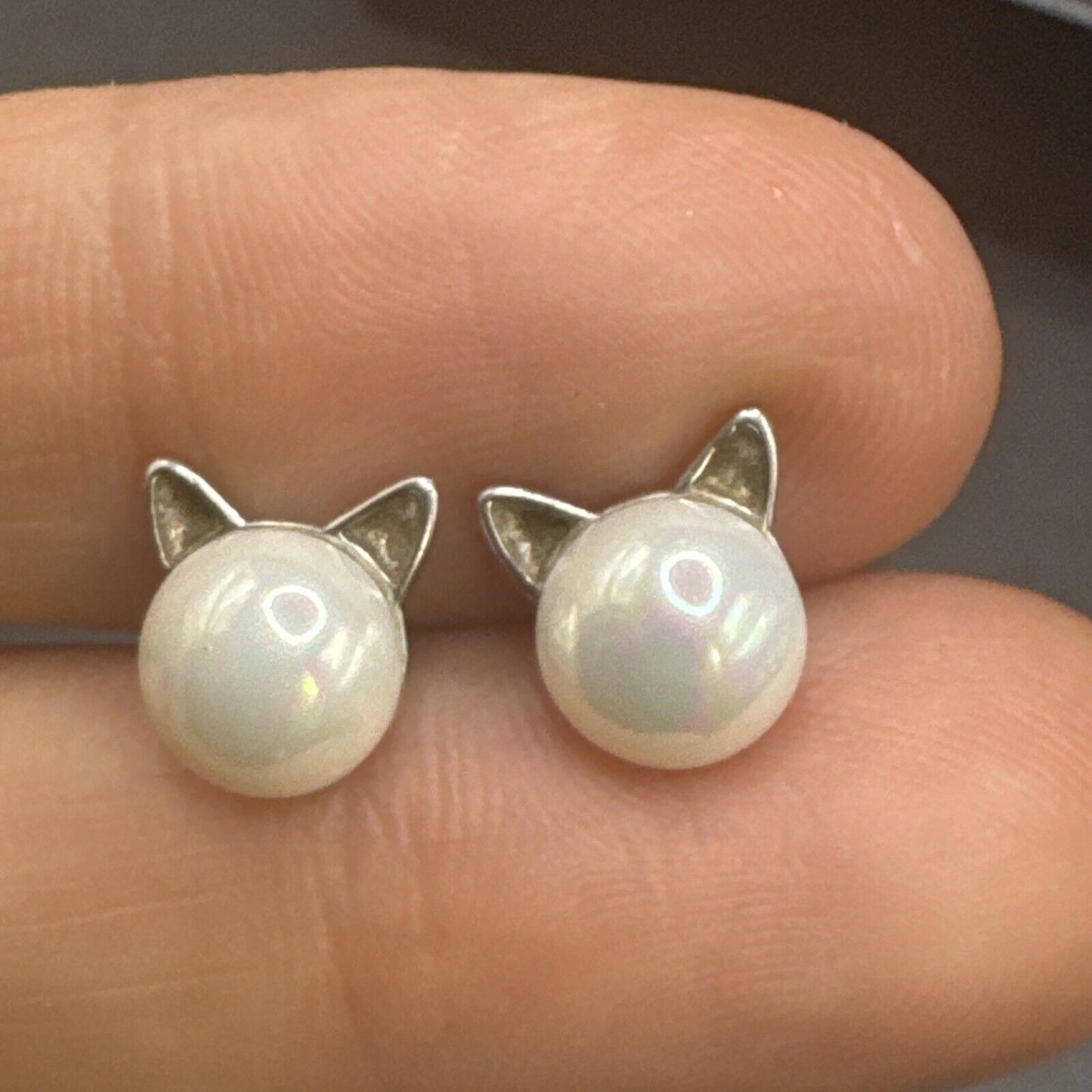 Sterling Silver Faux Pearl Kitty Cat Earrings 925 K30