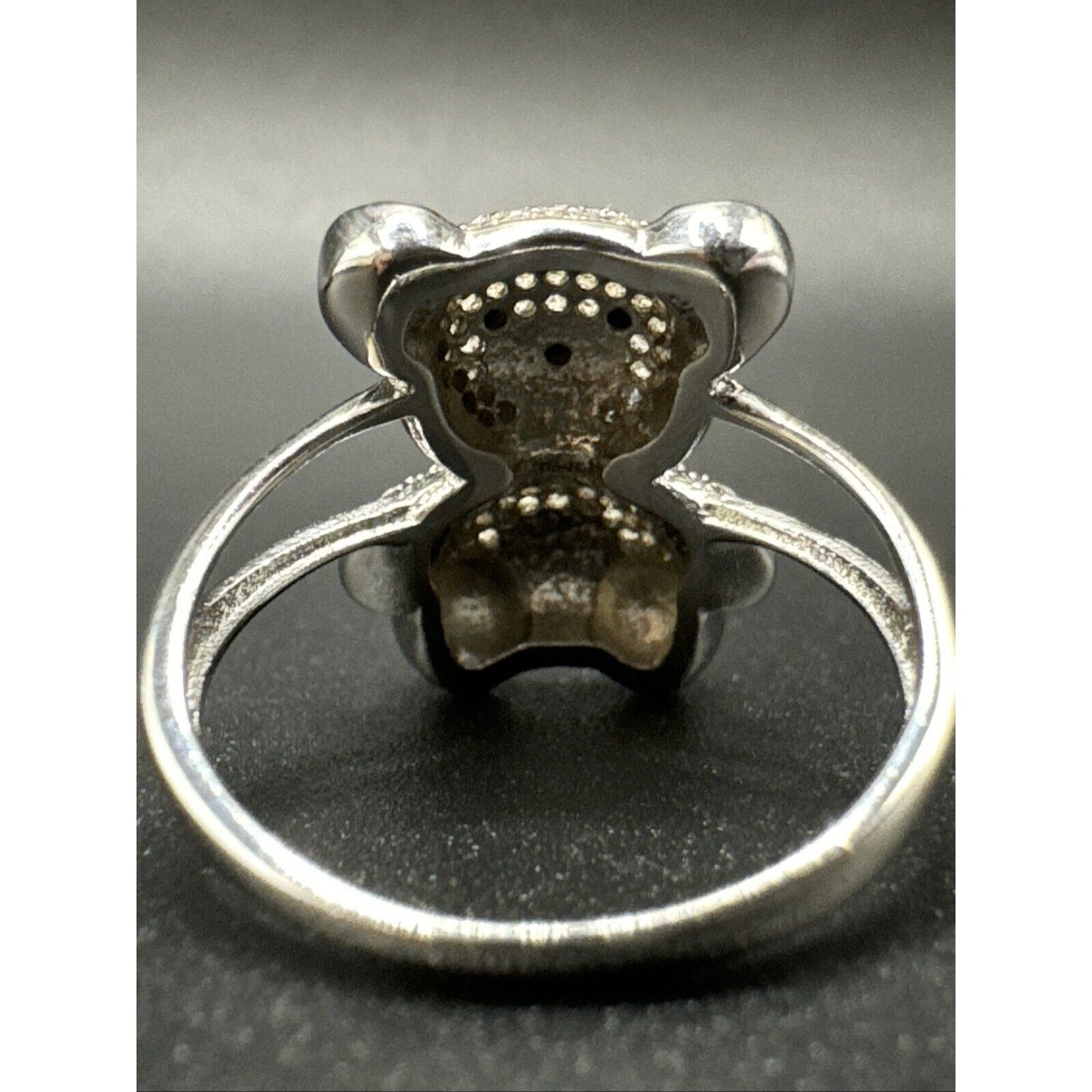 New Condition Sterling Silver CZ Encrusted Teddy Bear Ring 925 Size 7
