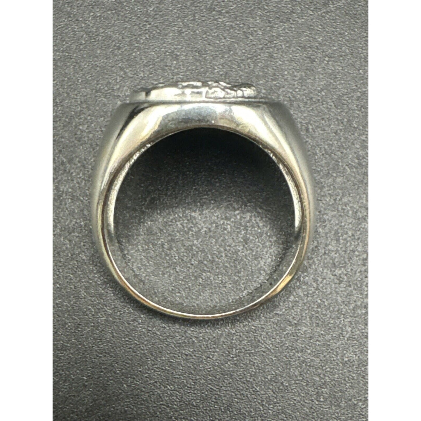 New Condition Sterling Silver Lion Head Circle Signet Ring 925 Size 9.75