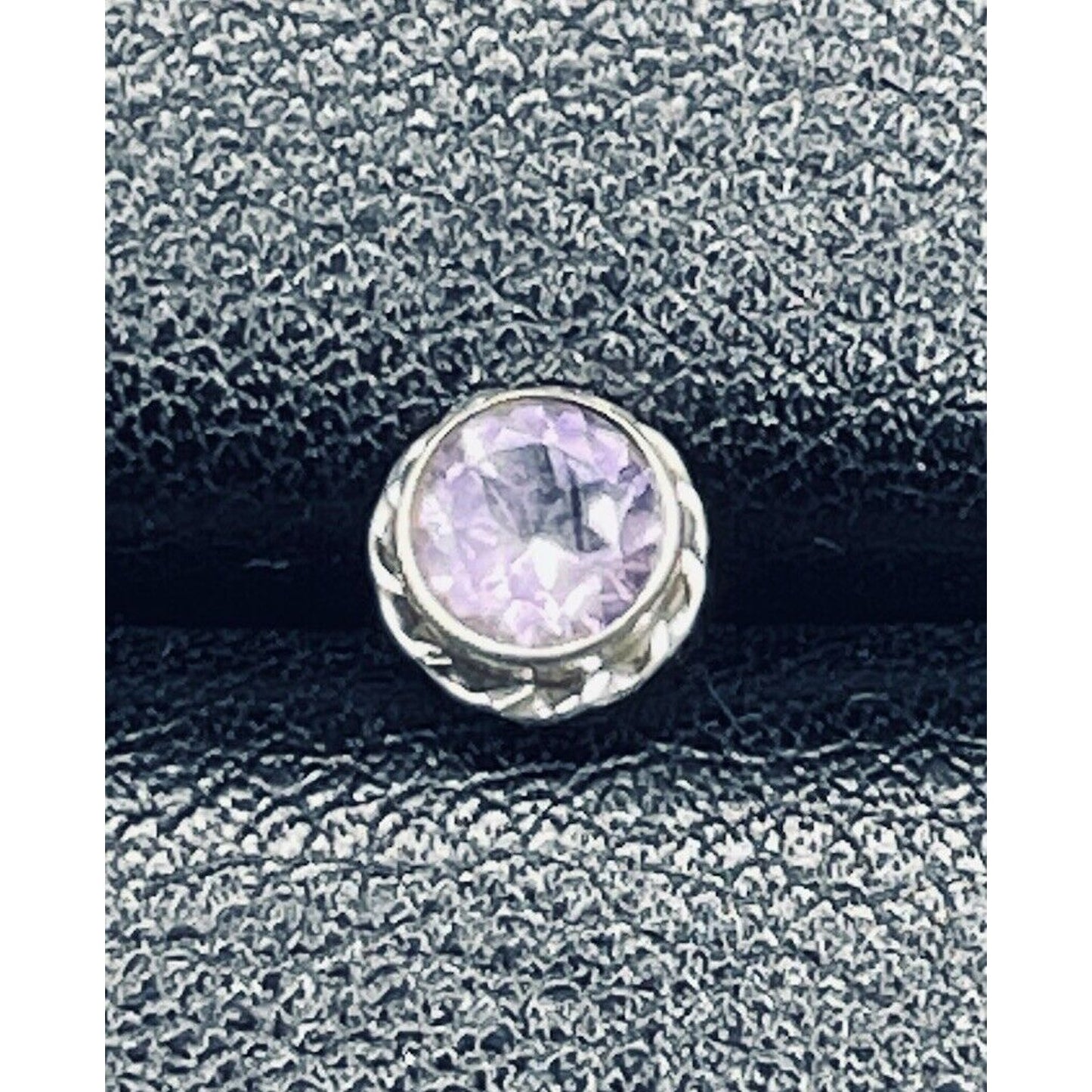 New Condition Sterling Silver 5MM Amethyst Stud Earrings 925