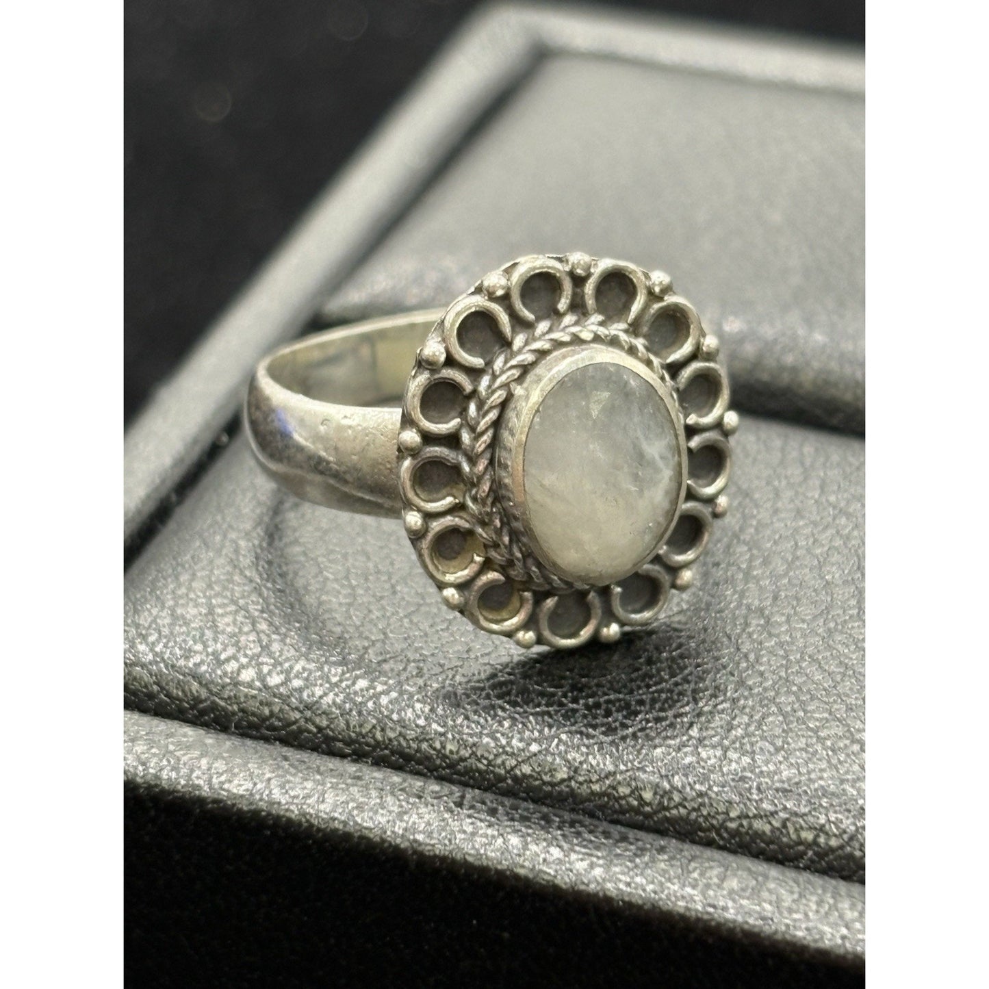 New Condition Sterling Silver Moonstone Ring Size 7