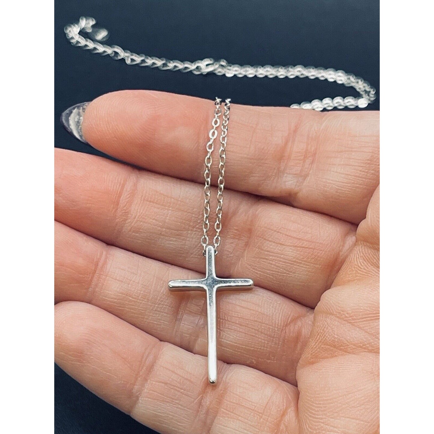 18” New Condition Sterling Silver Cross Pendant Necklace 925
