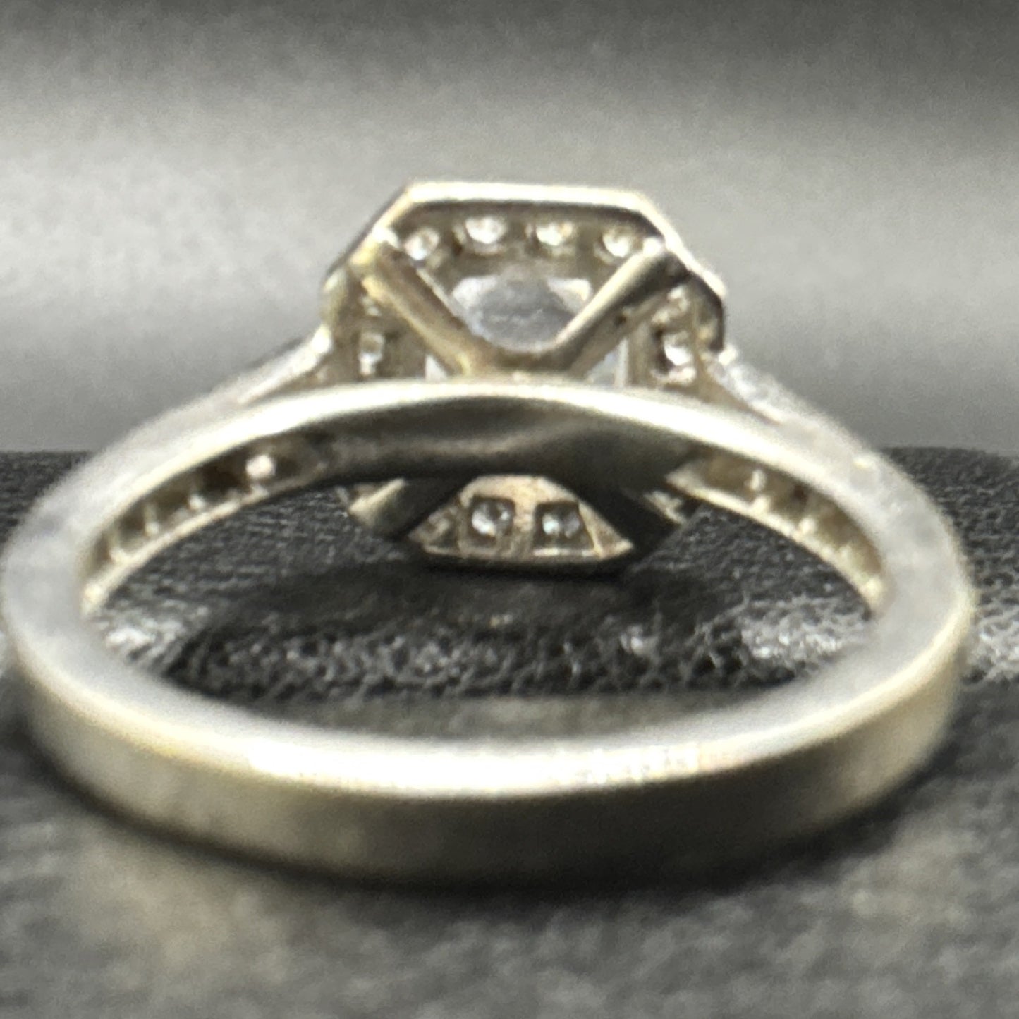 EUC Sterling Silver CZ Octagon Ring 925 Size 6 #6 P2