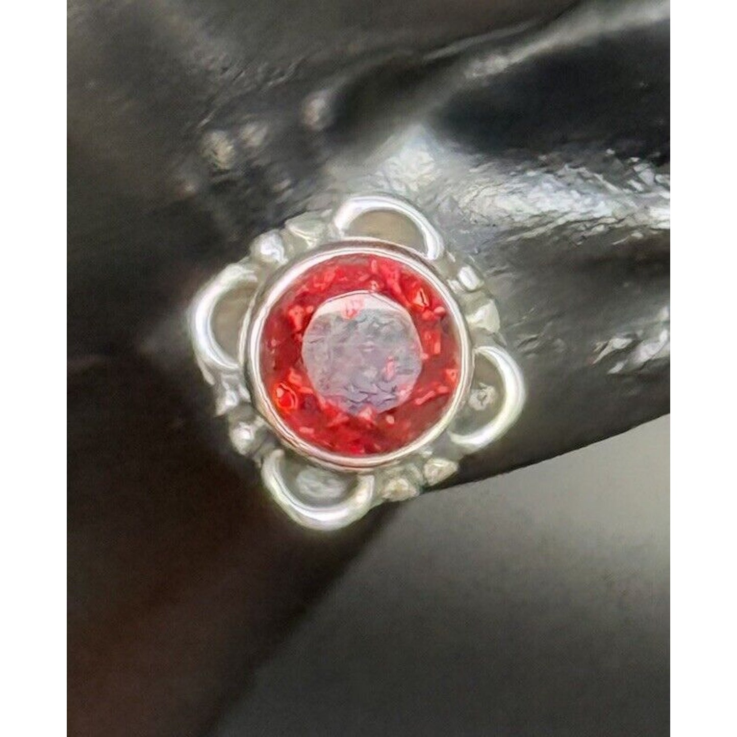New Condition Sterling Silver Genuine Garnet Stud Earrings 925 5MM