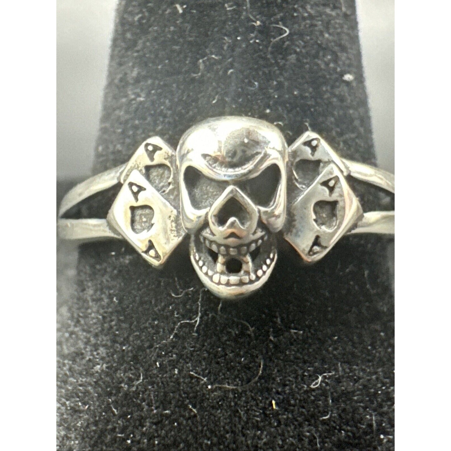 New Condition Sterling Silver Skull Playing Cards Ring 925 Size 7