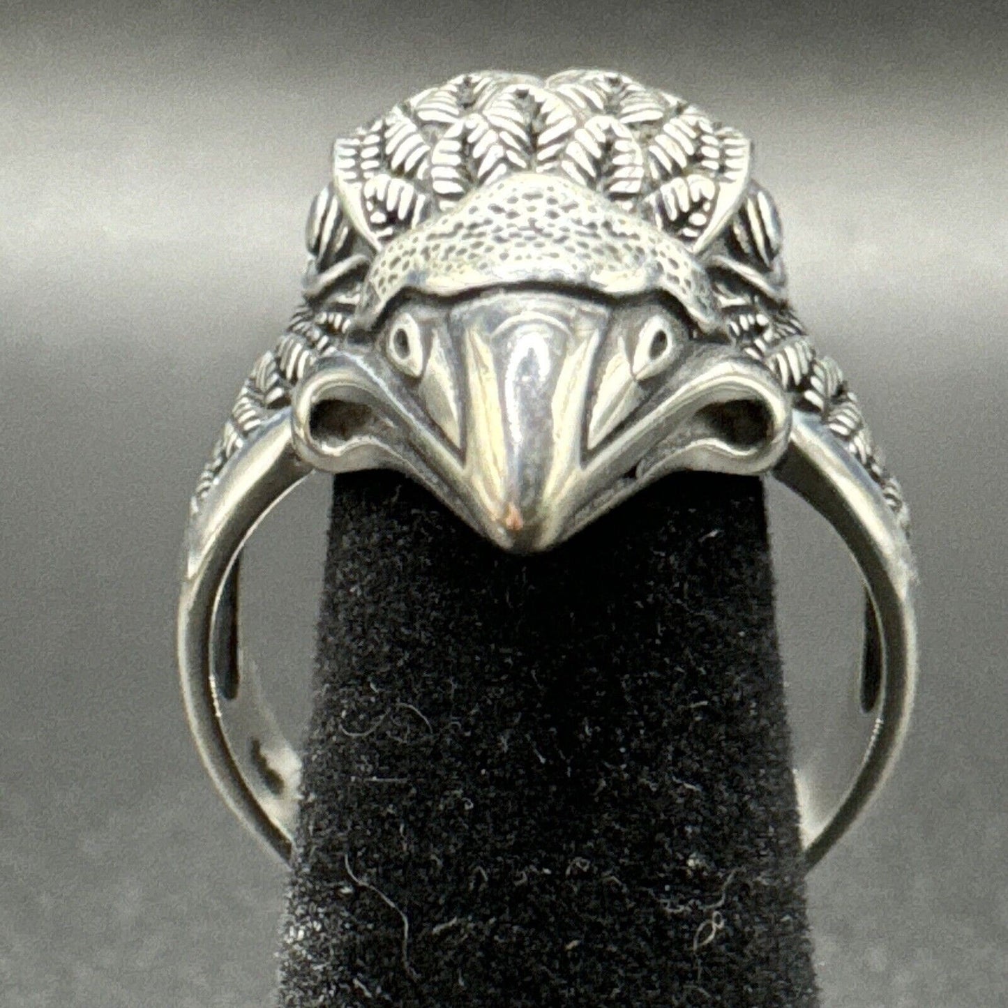 New Condition Sterling Silver Eagle Head Ring 925 Size 10