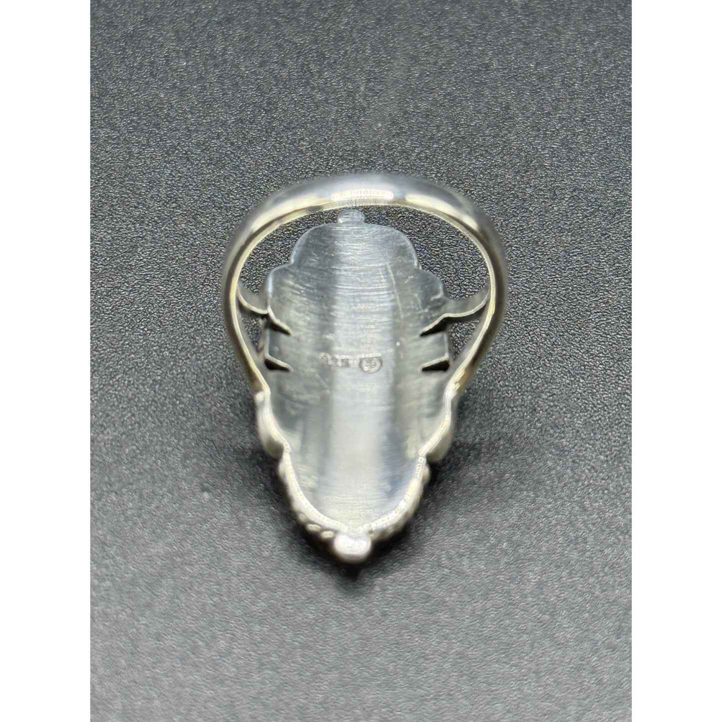 New Condition Sterling Silver Genuine Abelone Art Deco Ring Size 7.00