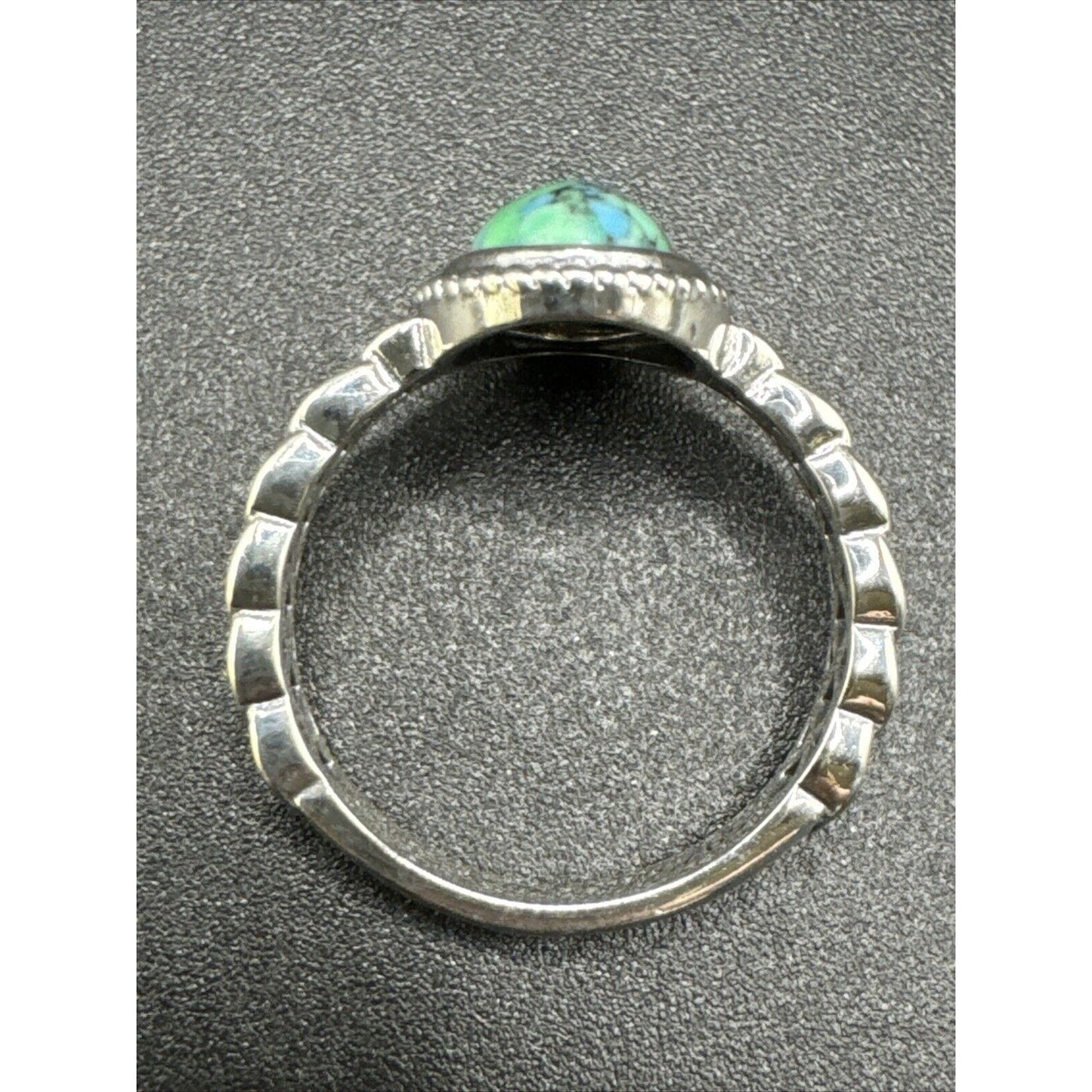 New Condition Sterling Silver Cabachon Turquoise Ring 925 Size 7