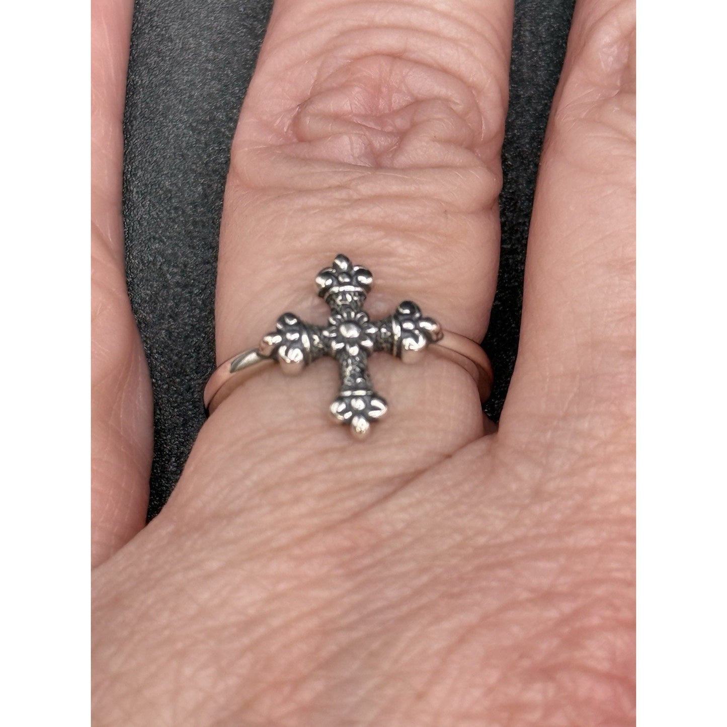 New Condition Sterling Silver Cross Ring Size 7.00 925