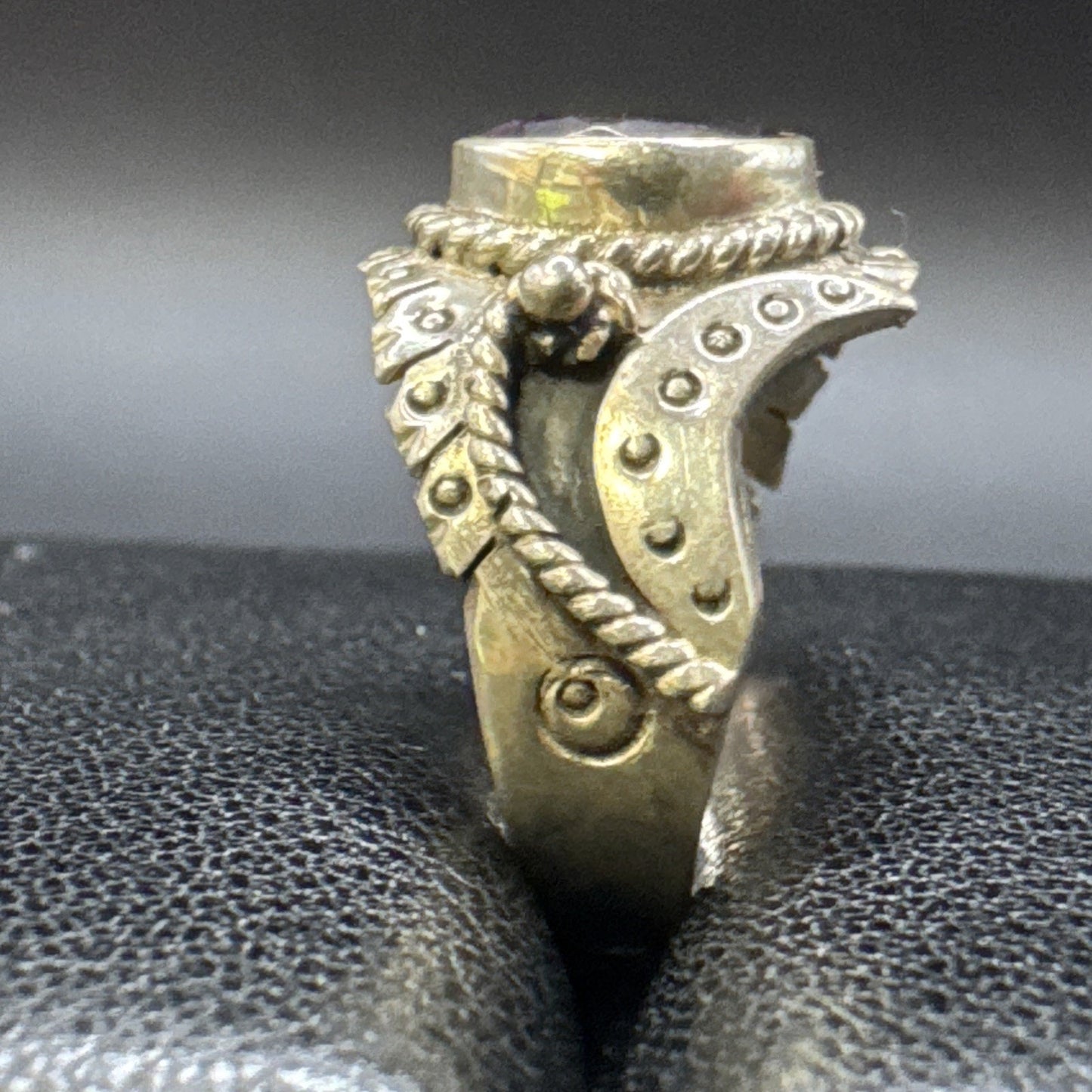 Sterling Silver Amethyst Bezel Statement Ring 925 Size 8.75 Q23