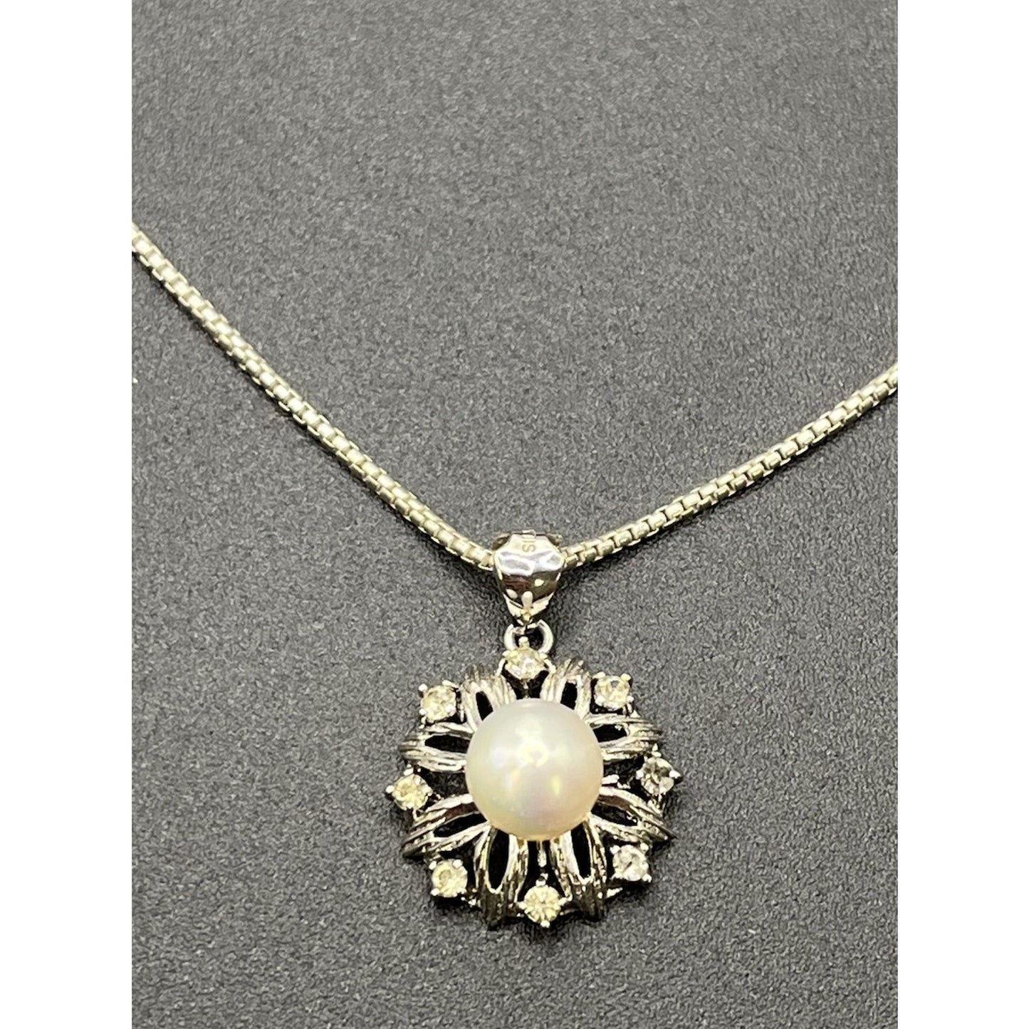 20" Sterling Silver Genuine Pearl Pendant Necklace 925 Rhinestone W15